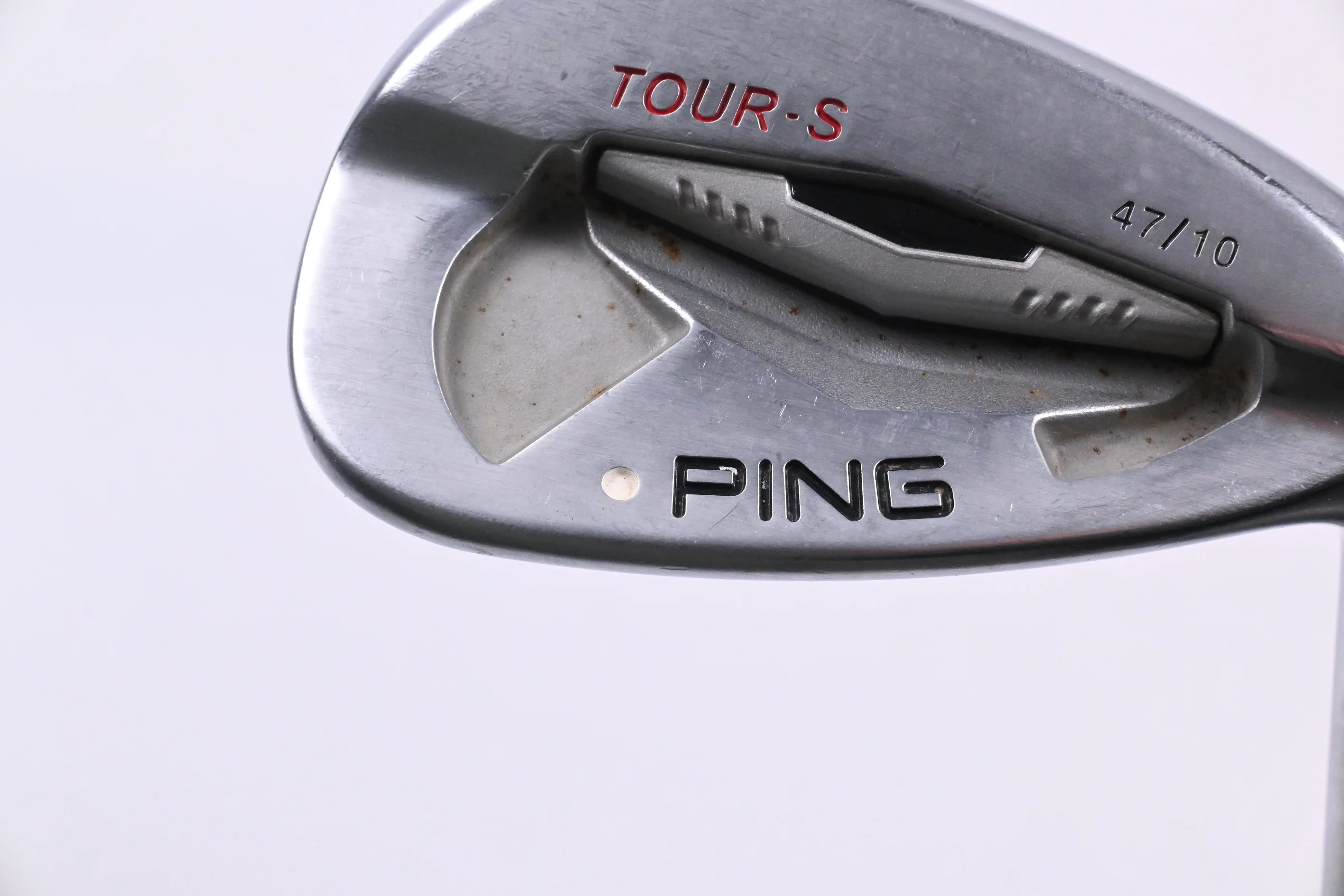 Ping Tour-S Pitching Wedge / 47 Degree / White Dot / Stiff Flex Dynamic Gold - Image 2
