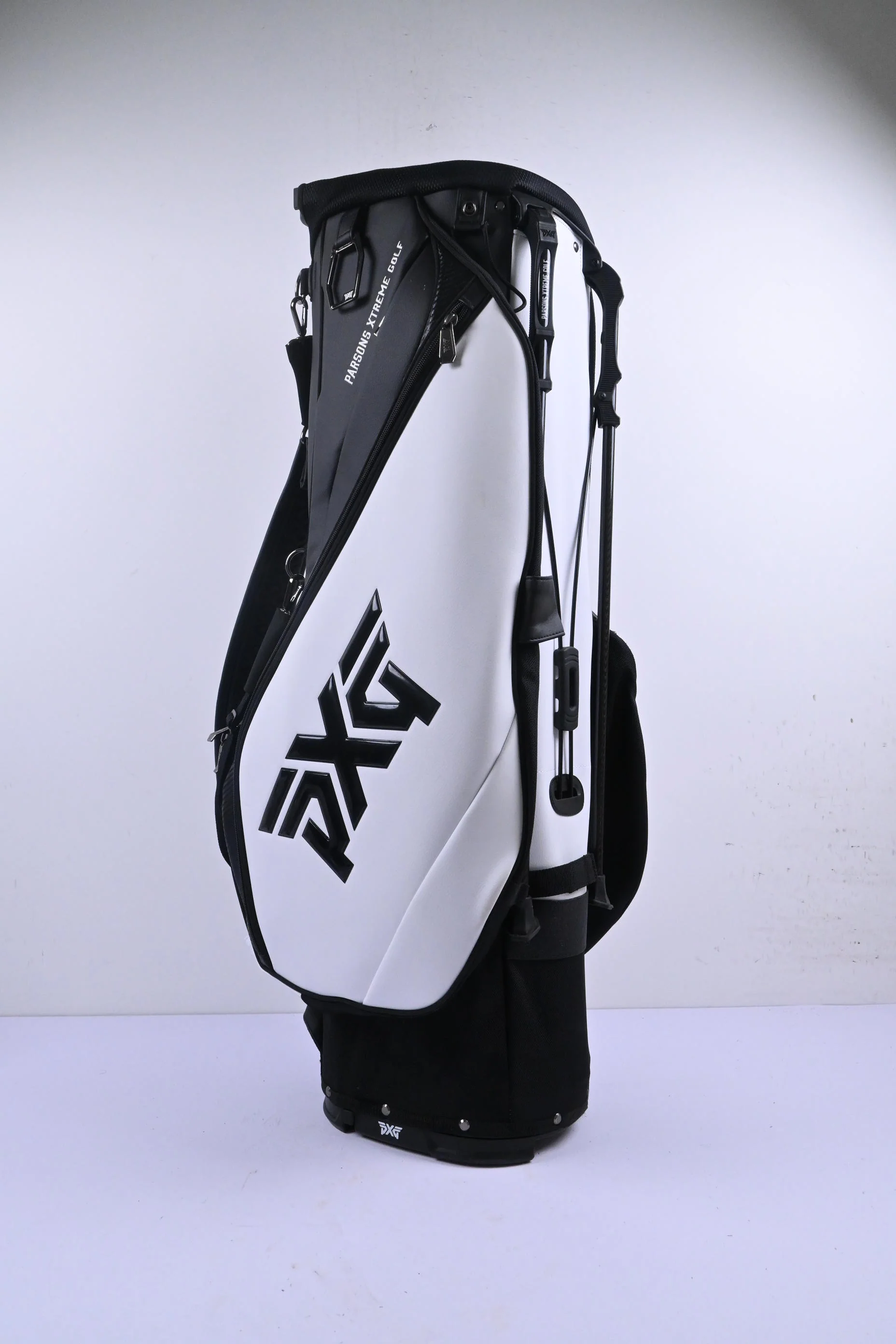 PXG Stand Bag / 6-Way Divider / Black & White