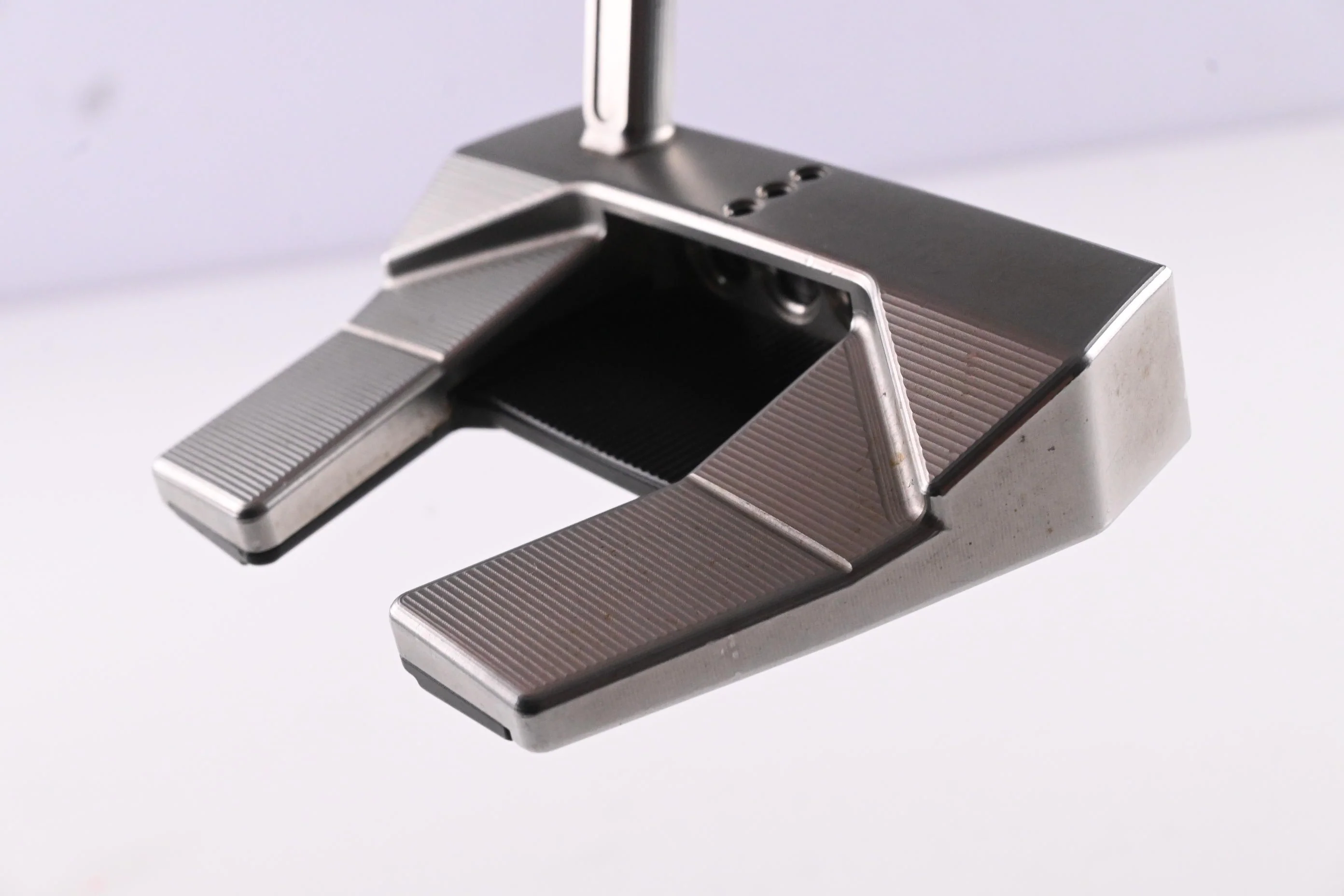 Scotty Cameron Phantom 5.5 2024 Putter / 33.5 Inch - Image 4