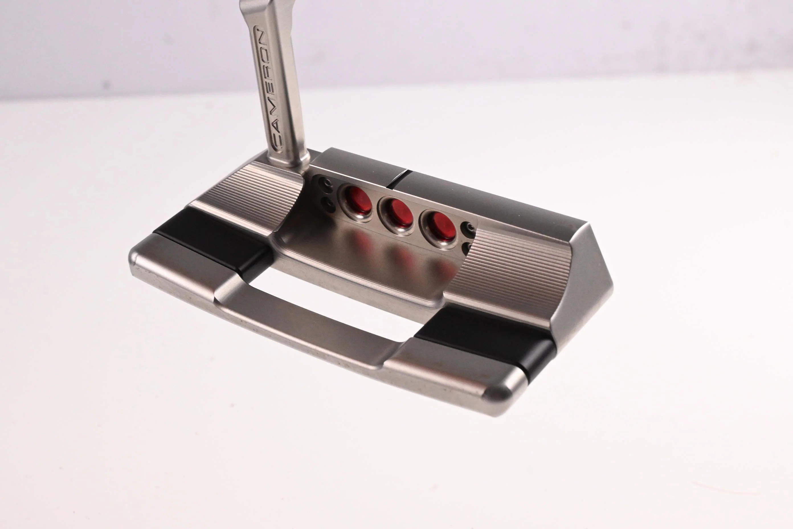 Scotty Cameron 2025 Studio Style Squareback 2 Putter / 33 Inch - Image 5