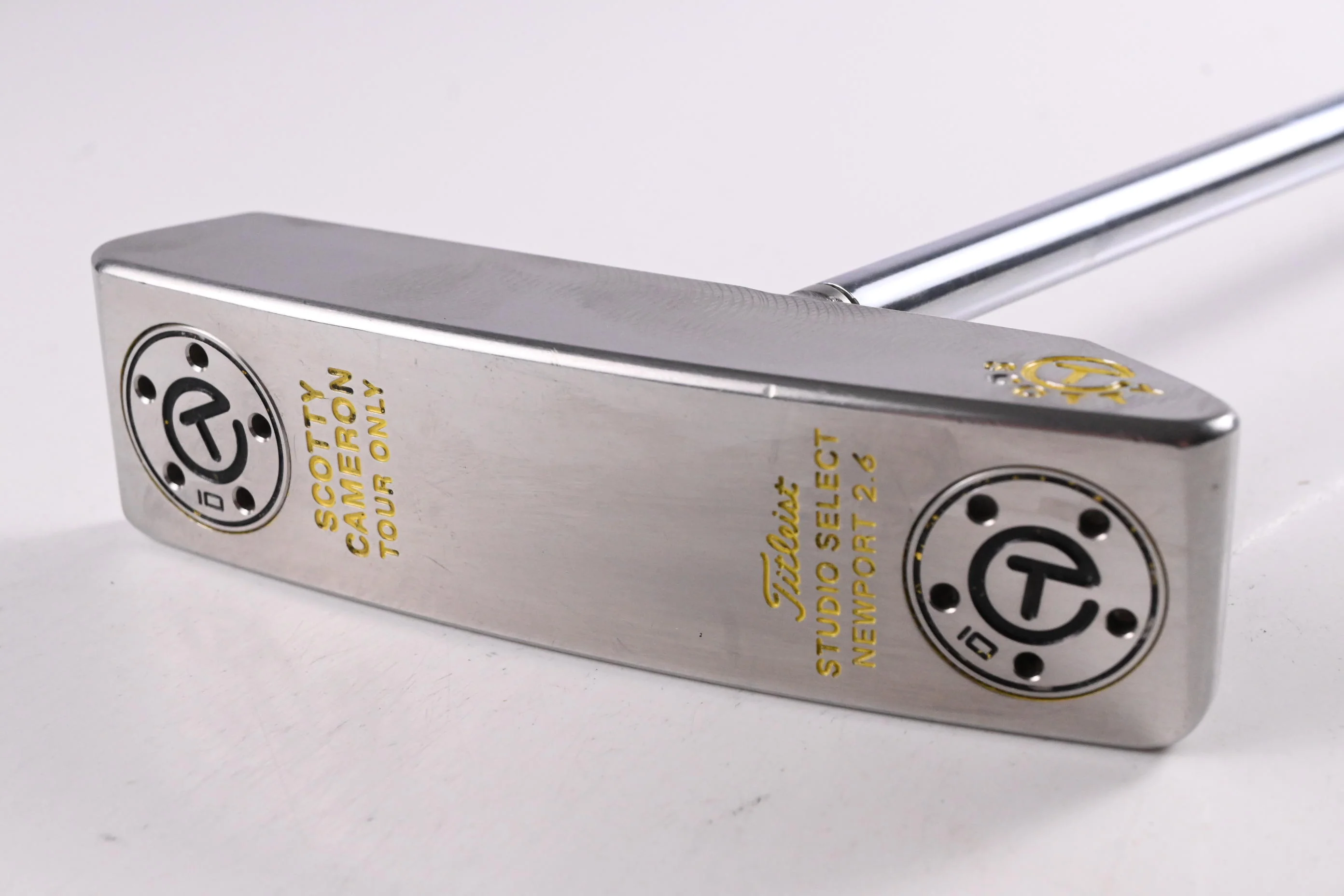 Scotty Cameron Circle T Studio Select Newport 2.6 Putter / 34 Inch