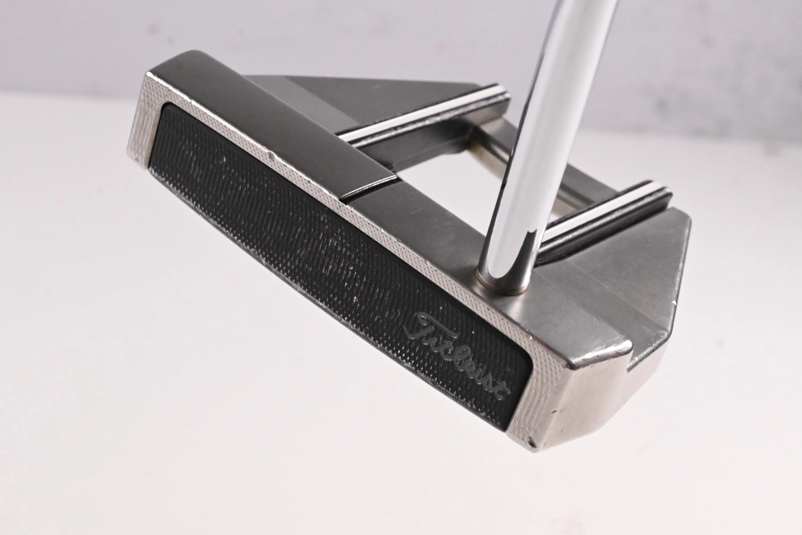 Scotty Cameron Futura 7M 2017 Putter / 32 Inch - Image 2