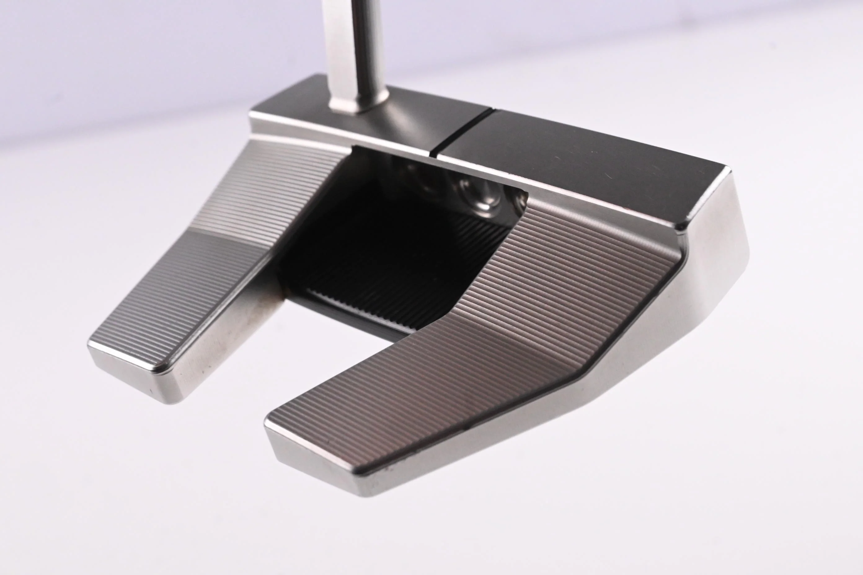 Scotty Cameron Phantom X 2022 #5.5 Putter / 33 Inch - Image 5