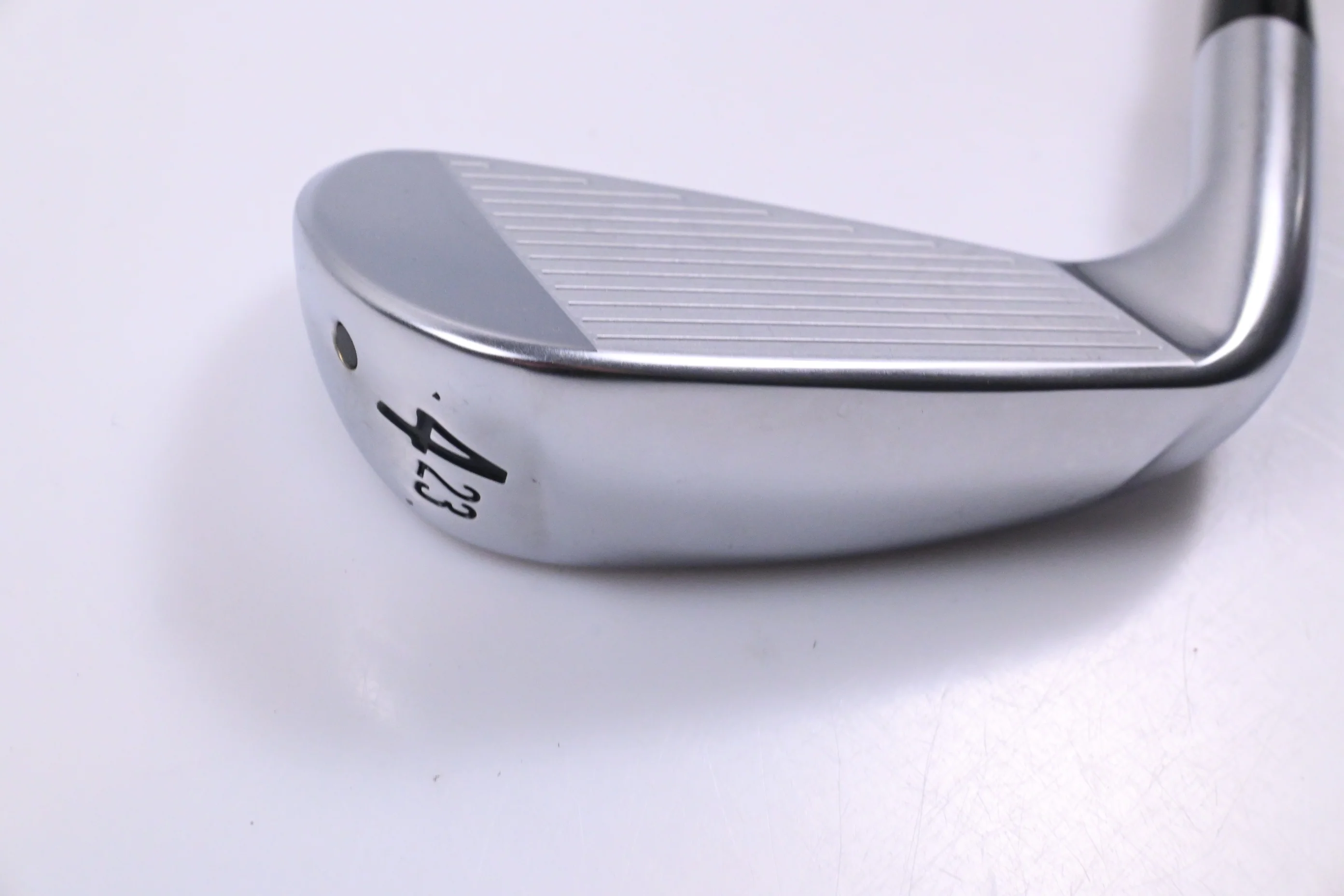 Srixon ZX MK II 2023 Utility #4 Iron / 23 Degree / Regular Flex UST Recoil 95 - Image 3