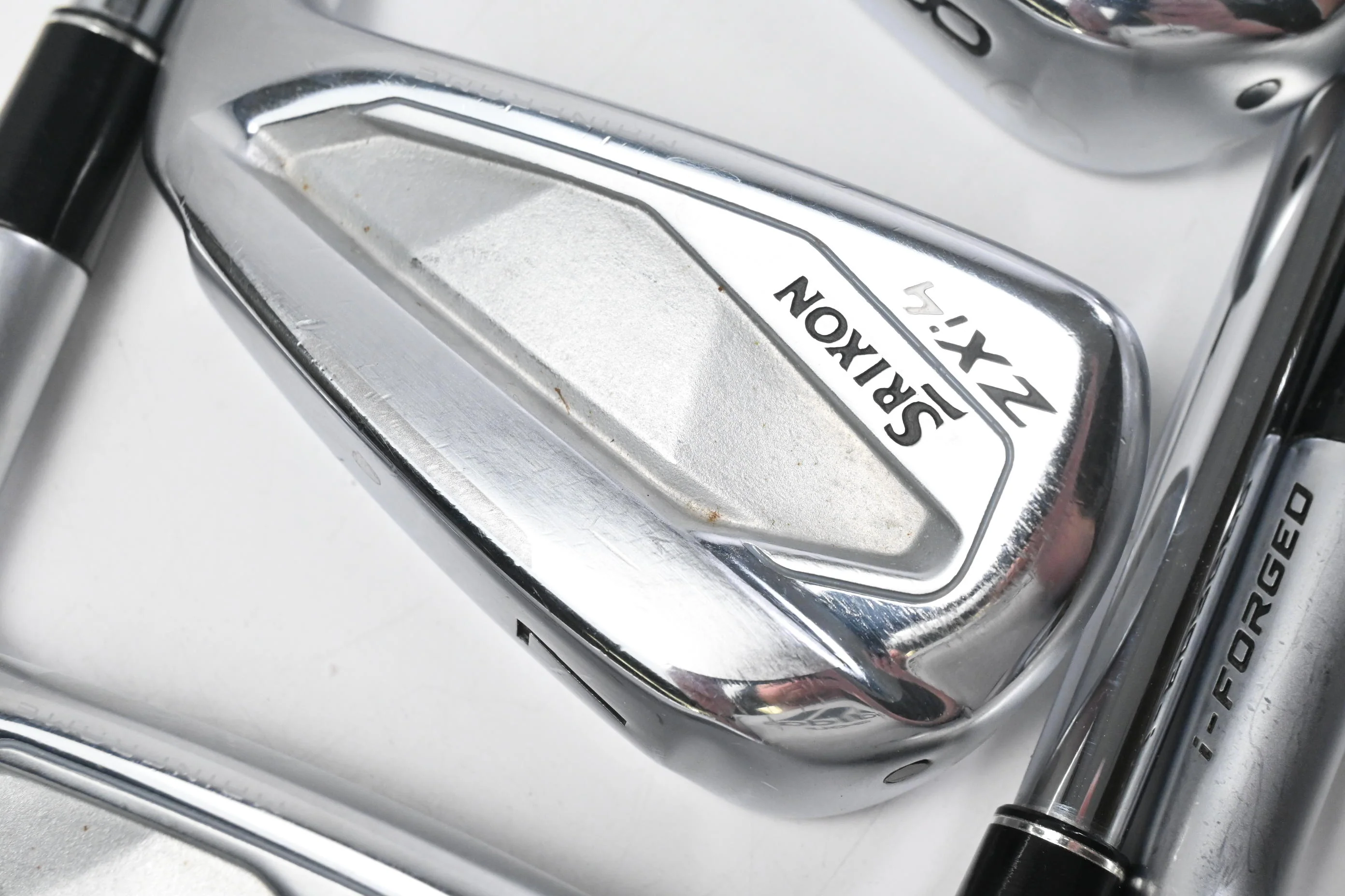 Srixon ZXi4 Irons / 6-PW+GW+SW / Regular Flex N.S.Pro Modus3 Tour 105 Shafts