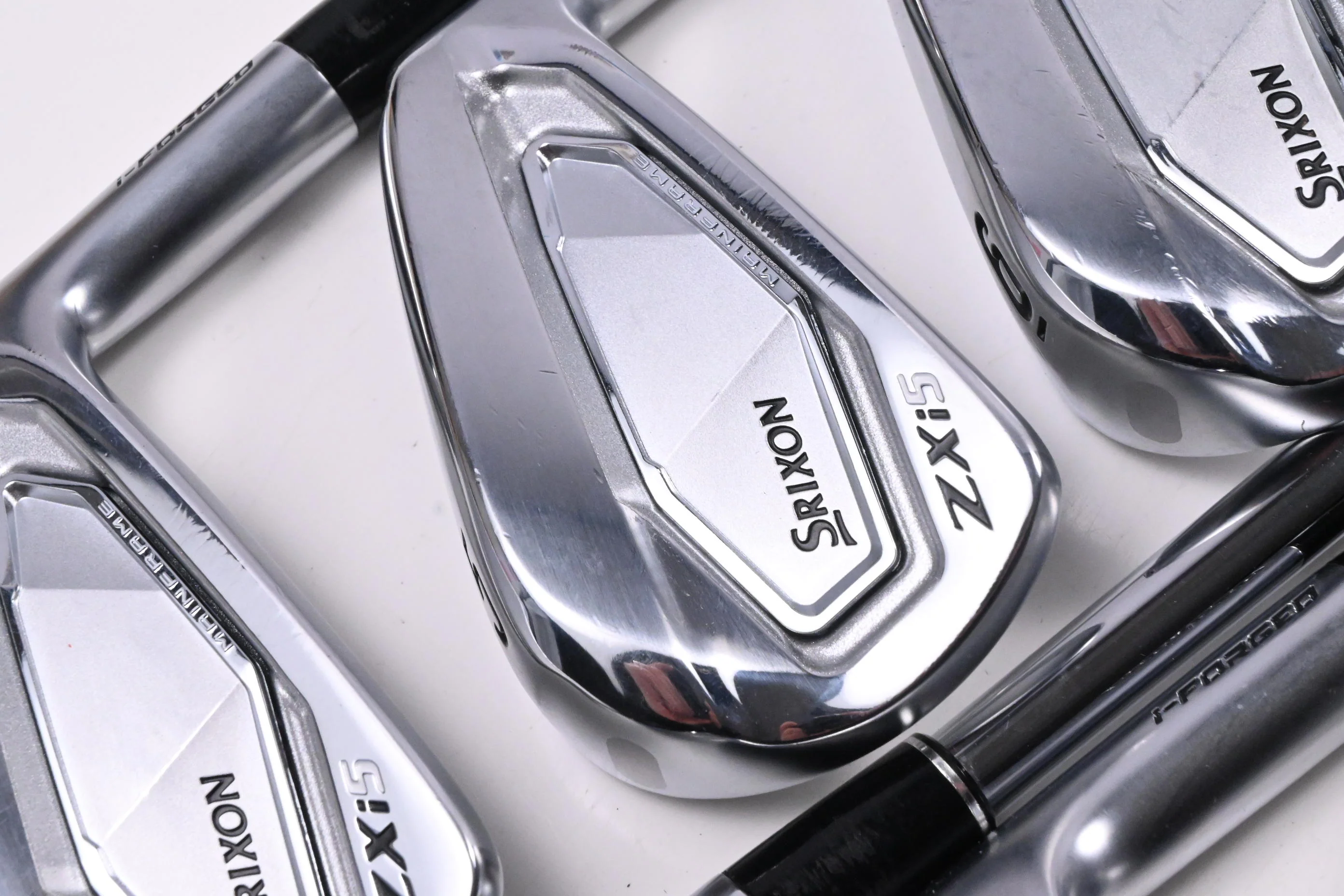 Srixon ZXi5 Irons / 4-9i / Stiff Flex Project X LZ 120 Shafts