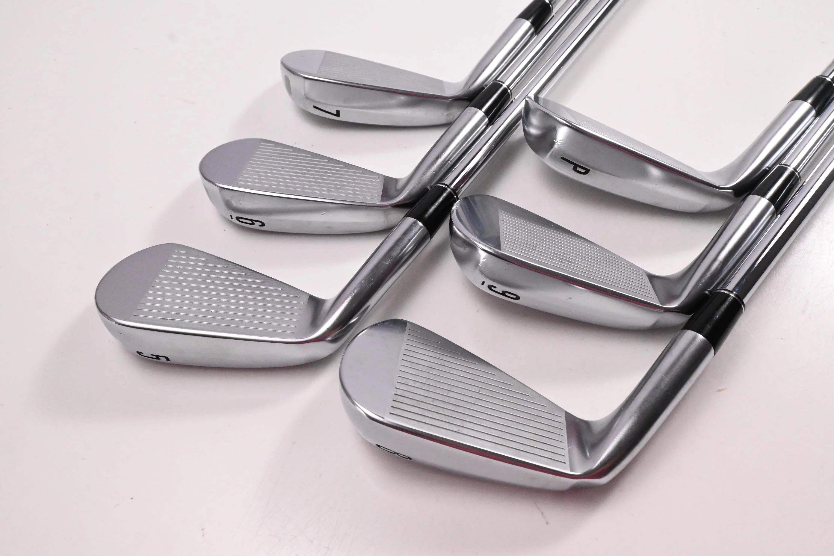 Srixon ZXi5 Irons / 5-PW / Regular Flex Dynamic Gold Mid 100 R300 Shafts - Image 4