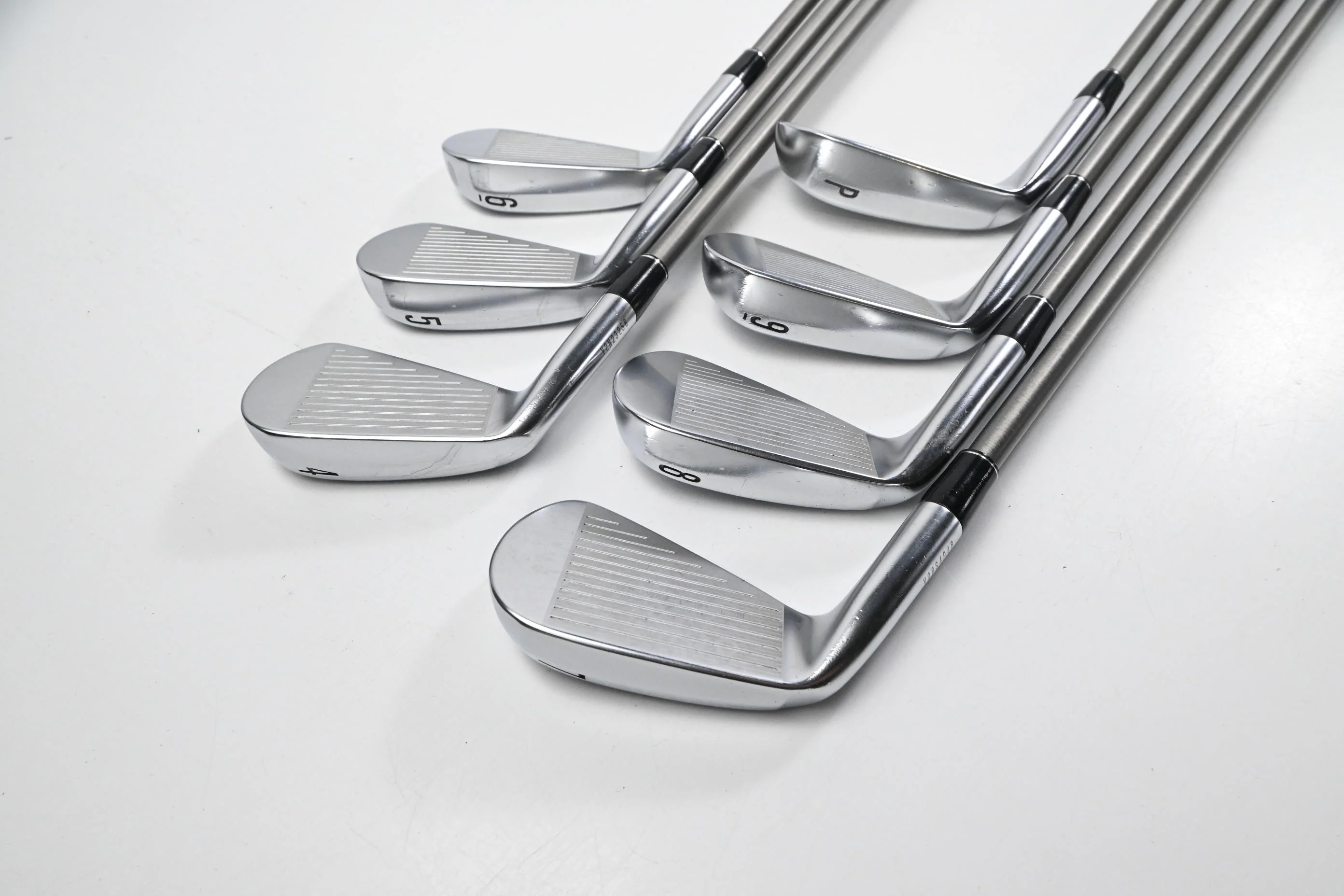 Srixon ZXi5 Irons / 4-PW / Regular Flex Aerotech SteelFiber H-Plus 55 Shafts - Image 4