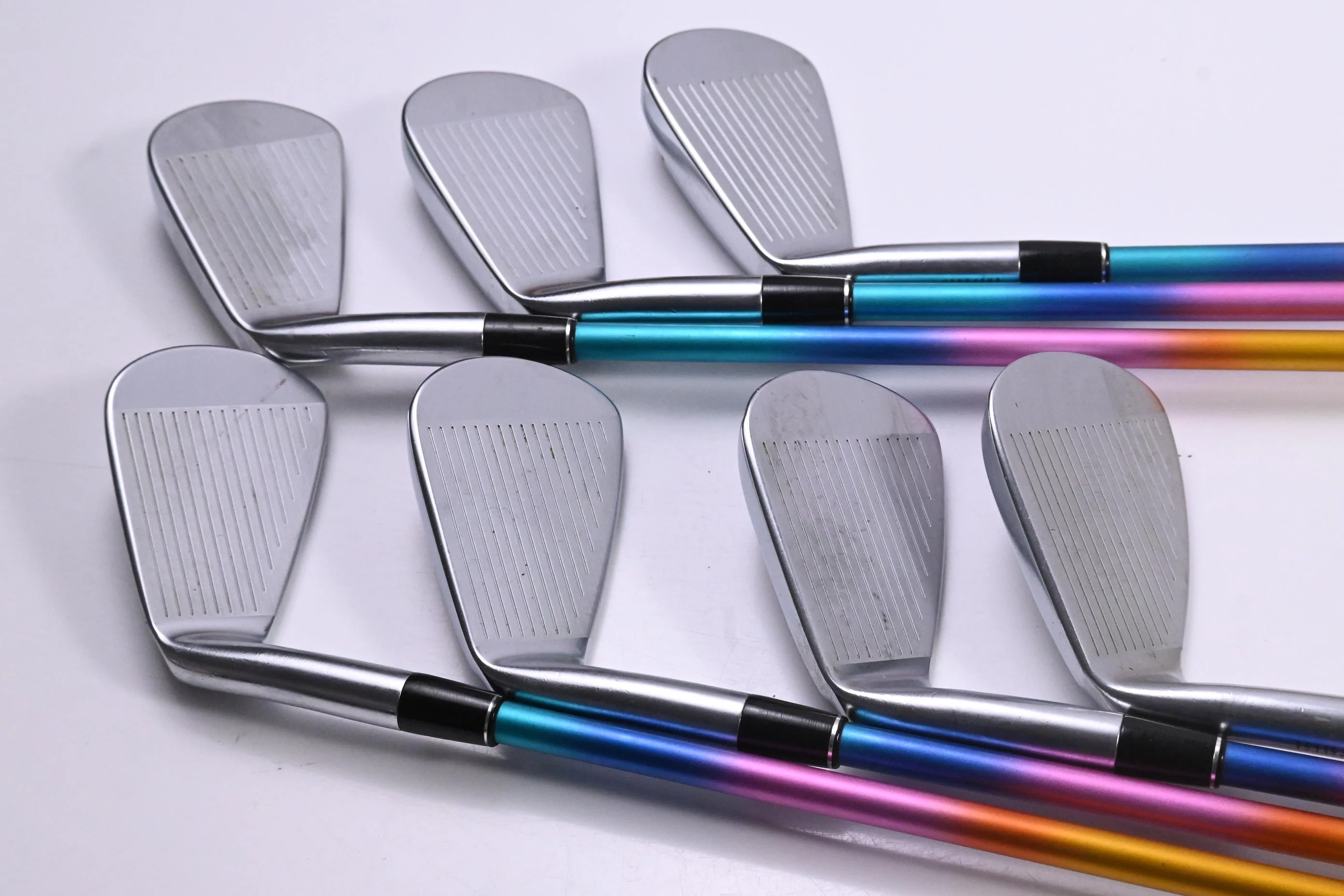 Srixon ZXi5 Irons / 5-PW+AW / Stiff Flex Autoflex 505 SF Rainbow Shafts - Image 3