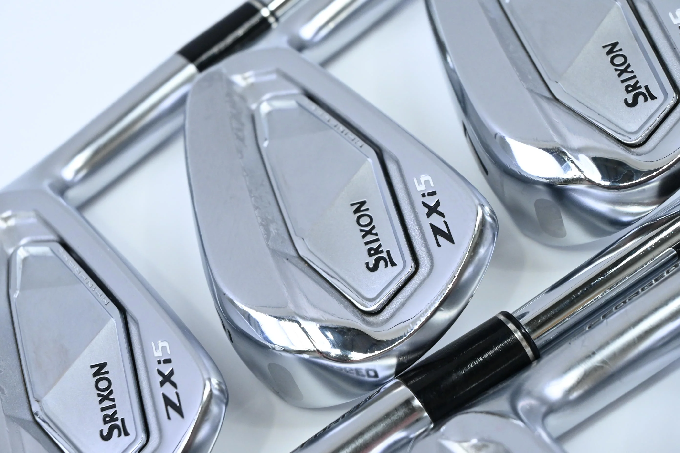 Srixon ZXi5 Irons / 5-PW / Regular Flex NS Pro Modus3 Tour 105 Shafts