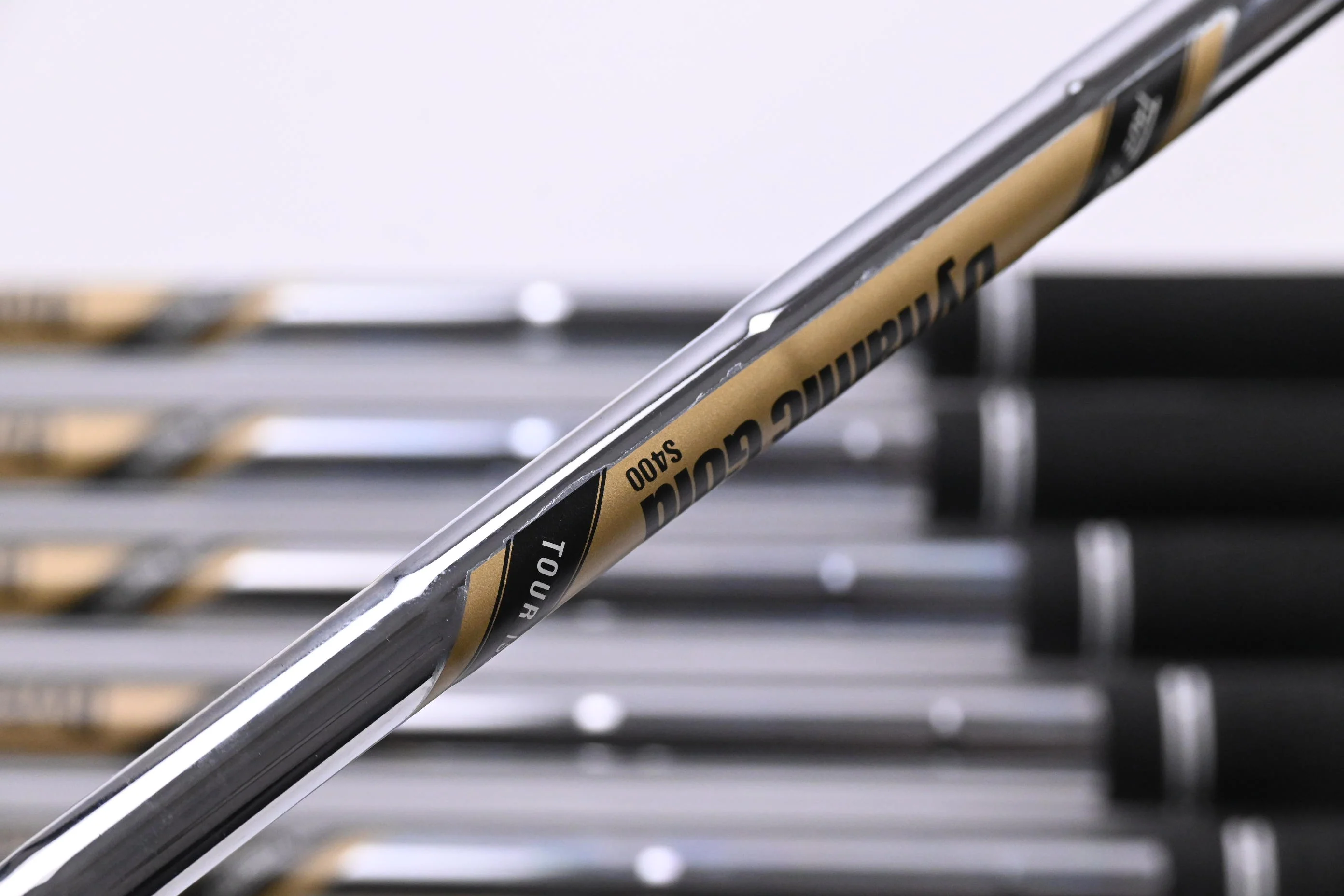 Srixon ZXi5 Irons / 5-PW+AW / Stiff Flex Dynamic Gold S400 Shafts - Image 5