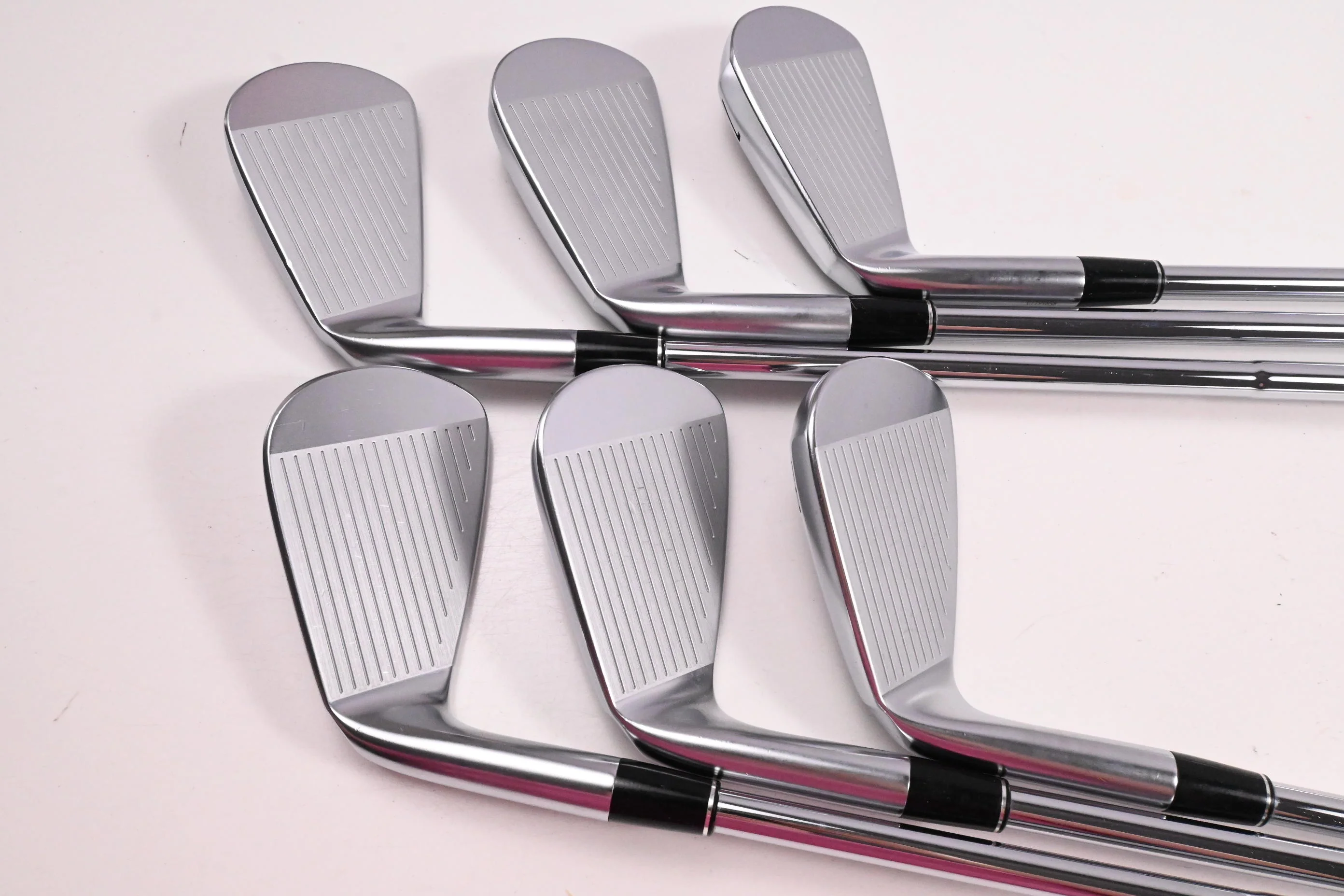 Srixon ZXi7 Irons / 5-PW / Stiff Flex Dynamic Gold Mid 115 S300 Shafts - Image 3