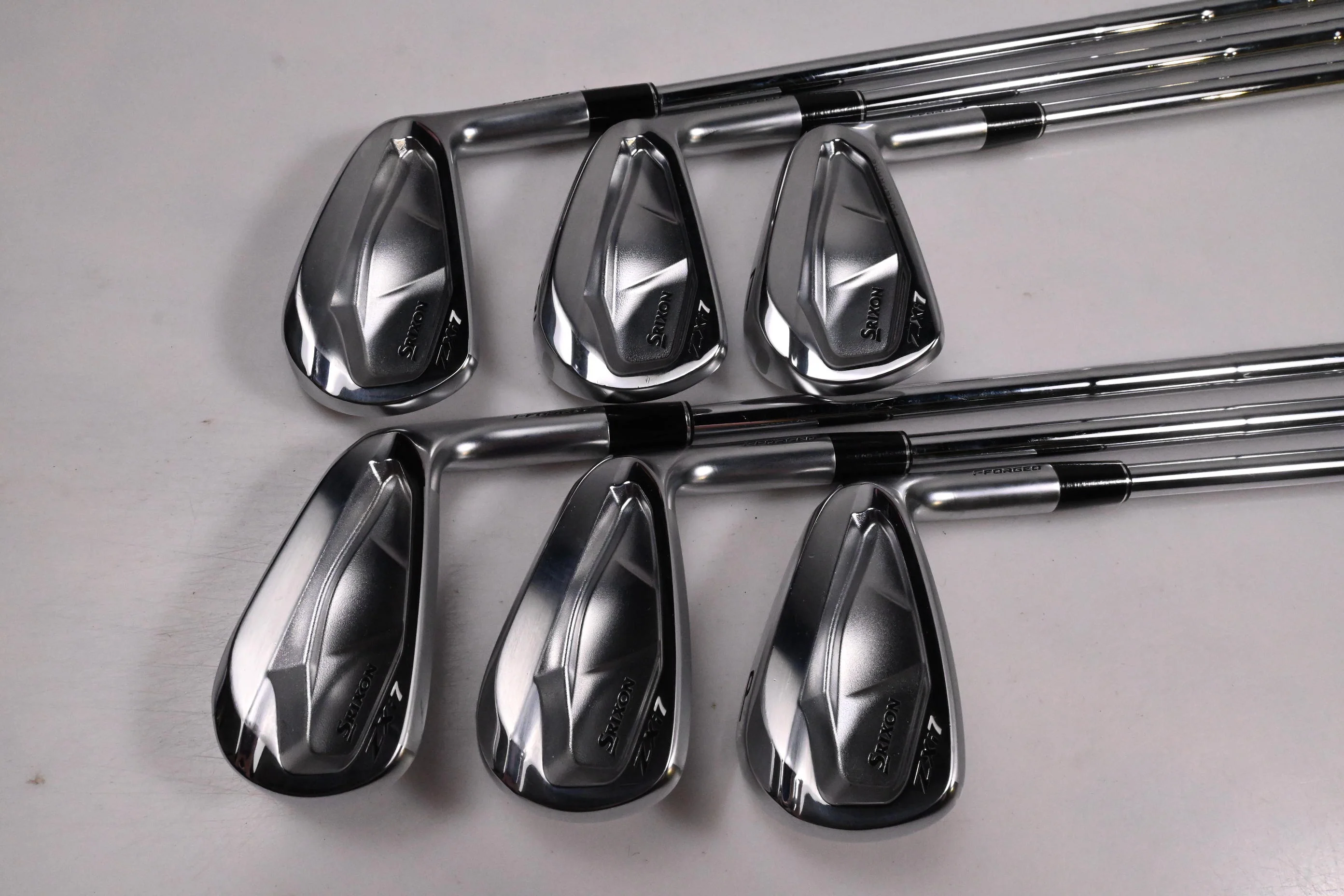 Srixon ZXi7 Irons / 5-PW / X-Flex Dynamic Gold X100 Shafts - Image 2