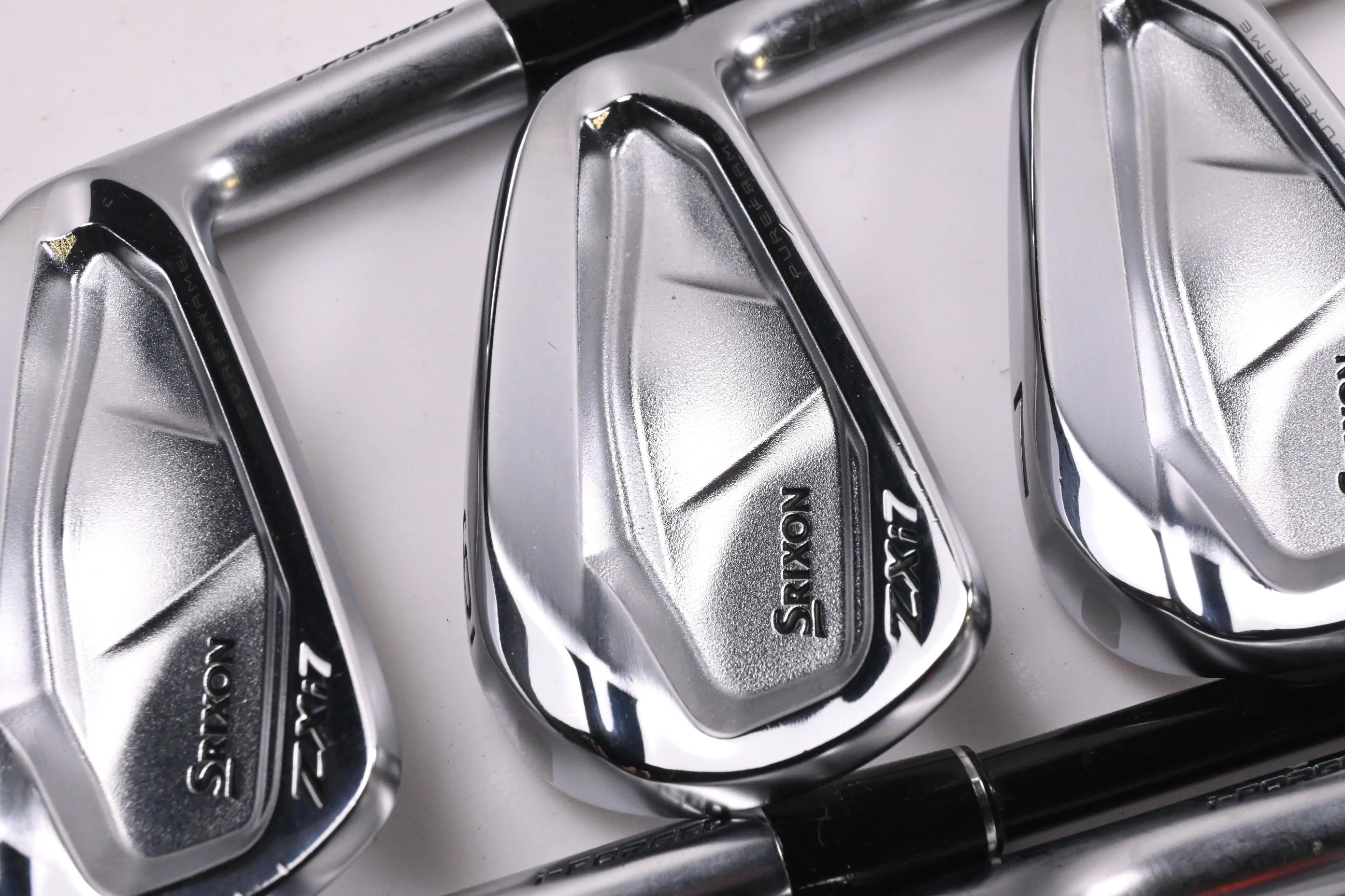 Srixon ZXi7 Irons / 5-PW / Stiff Flex Accra iSeries 8 Shafts