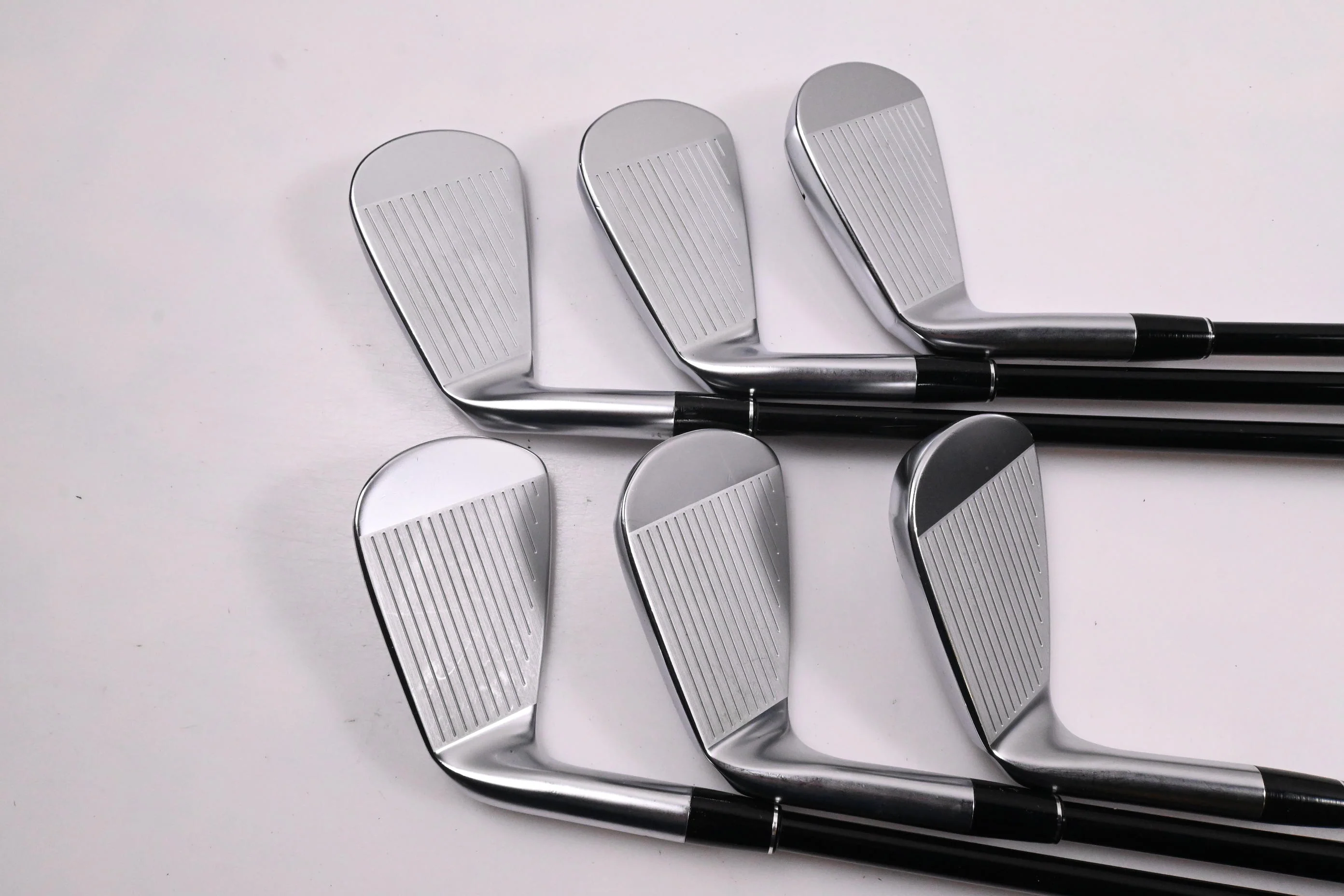 Srixon ZXi7 Irons / 5-PW / Stiff Flex Accra iSeries 8 Shafts - Image 3