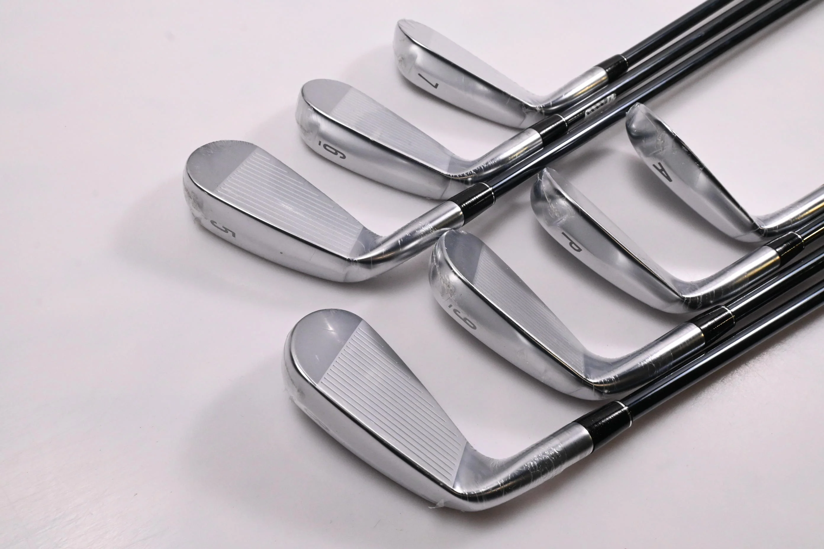 Srixon ZXiR HL Irons / 5-PW+GW / Senior Flex UST Recoil Dart 65 Shafts - Image 4