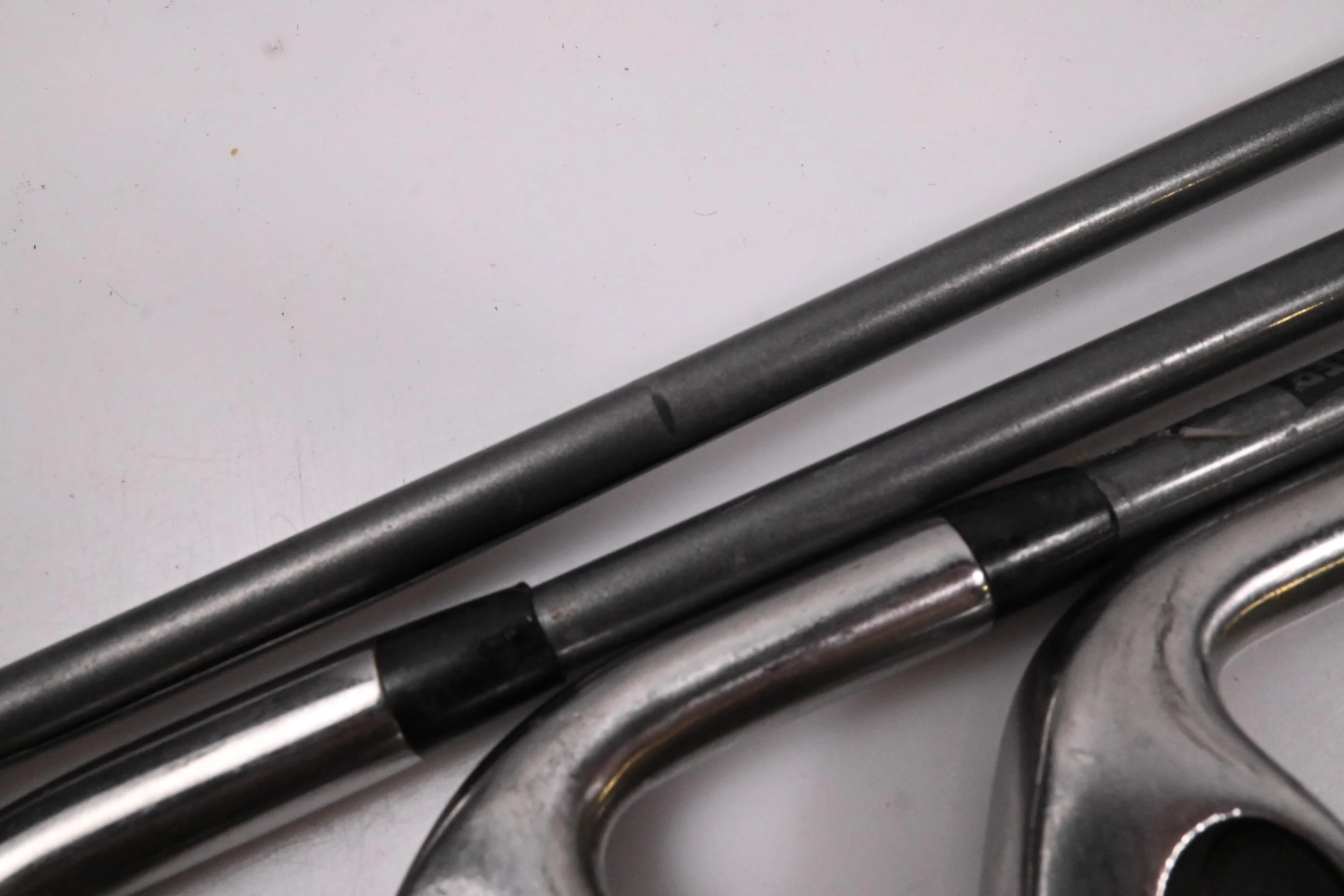 Taylormade 200 Steel Irons / 3-PW+SW / Regular Flex Taylormade Lite 80 Shafts - Image 3