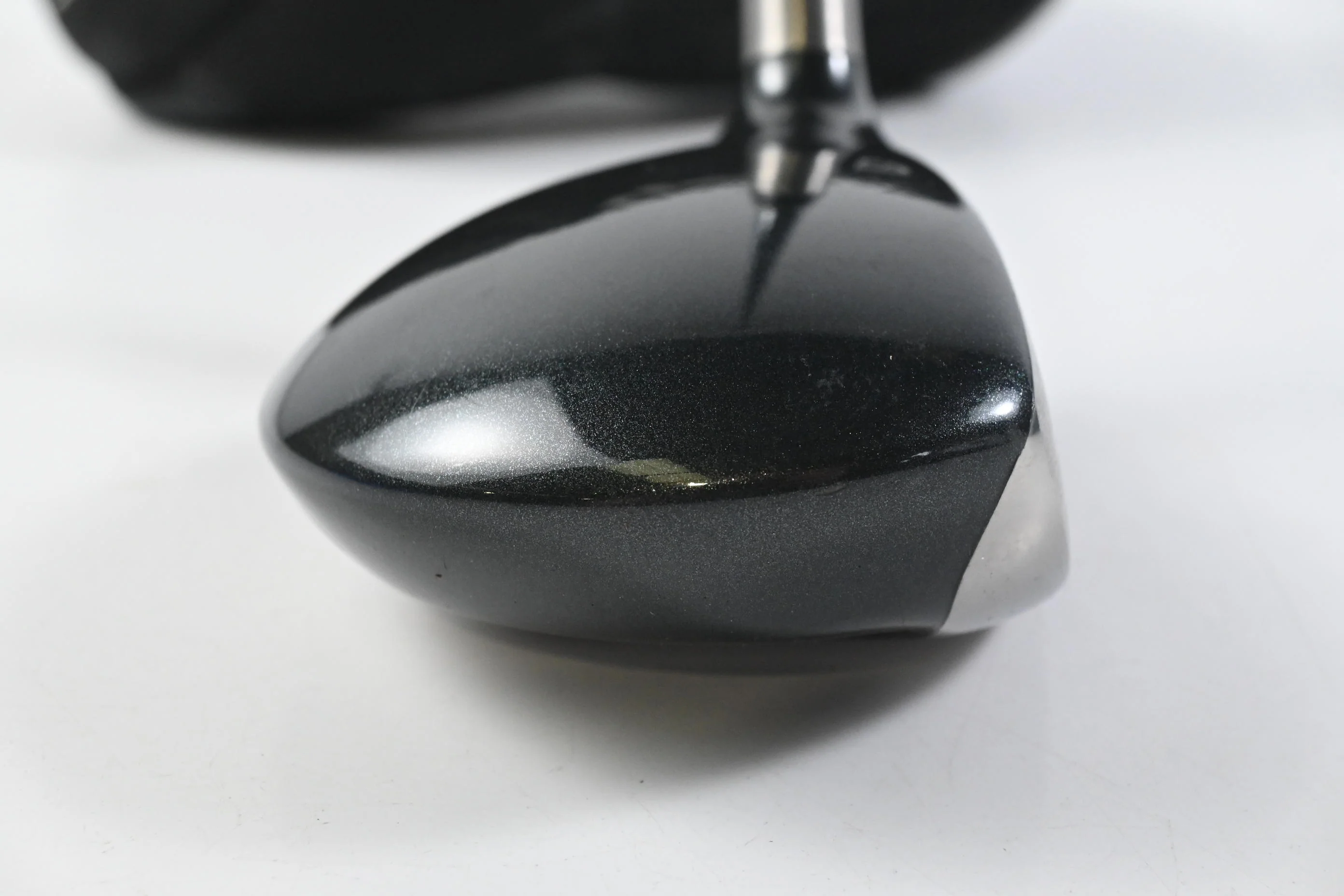 Taylormade 300 Series #3 Wood / 13 Degree / X-Flex Dynamic Gold Shaft - Image 3