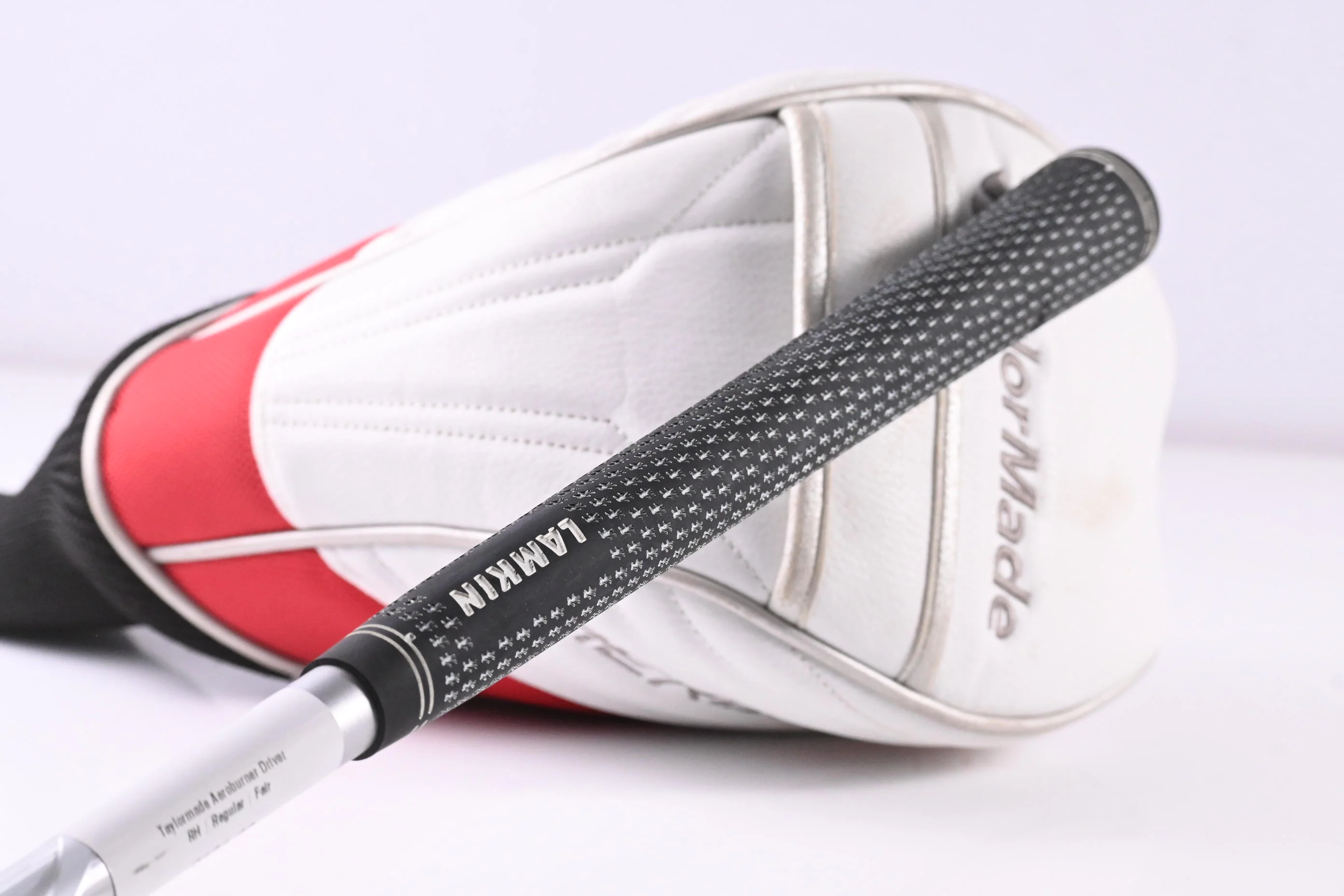 Taylormade Aeroburner Driver / 12 Degree / Regular Flex Matrix Speed Rul-Z 50 - Image 8