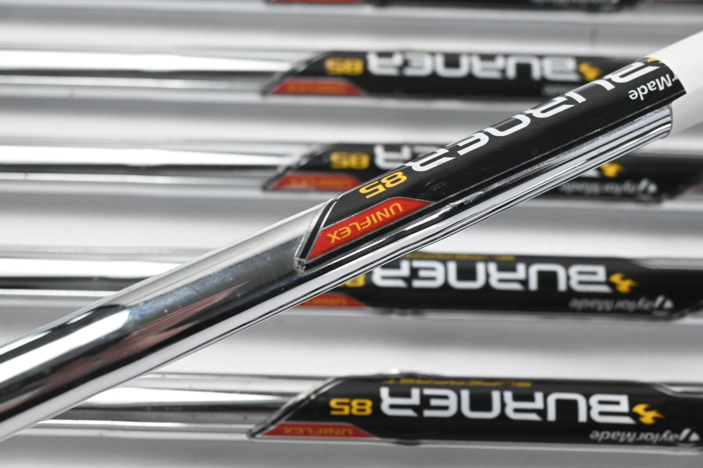 Taylormade Burner OS Irons / 4-PW+SW / Uniflex Burner 85 Shafts - Image 5