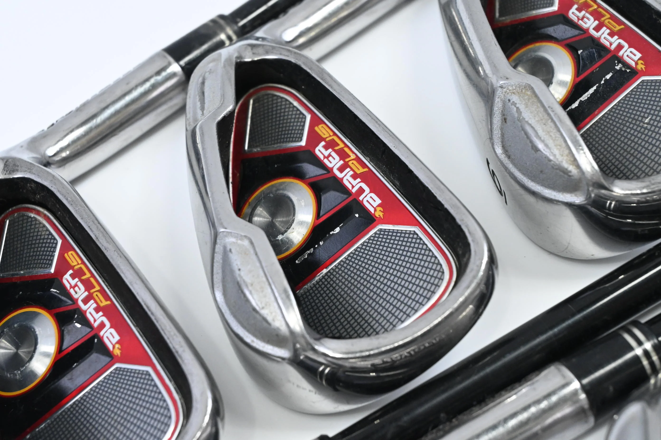 Taylormade Burner Plus Irons / 4-PW / Regular Flex Taylormade Reax 65 Shafts