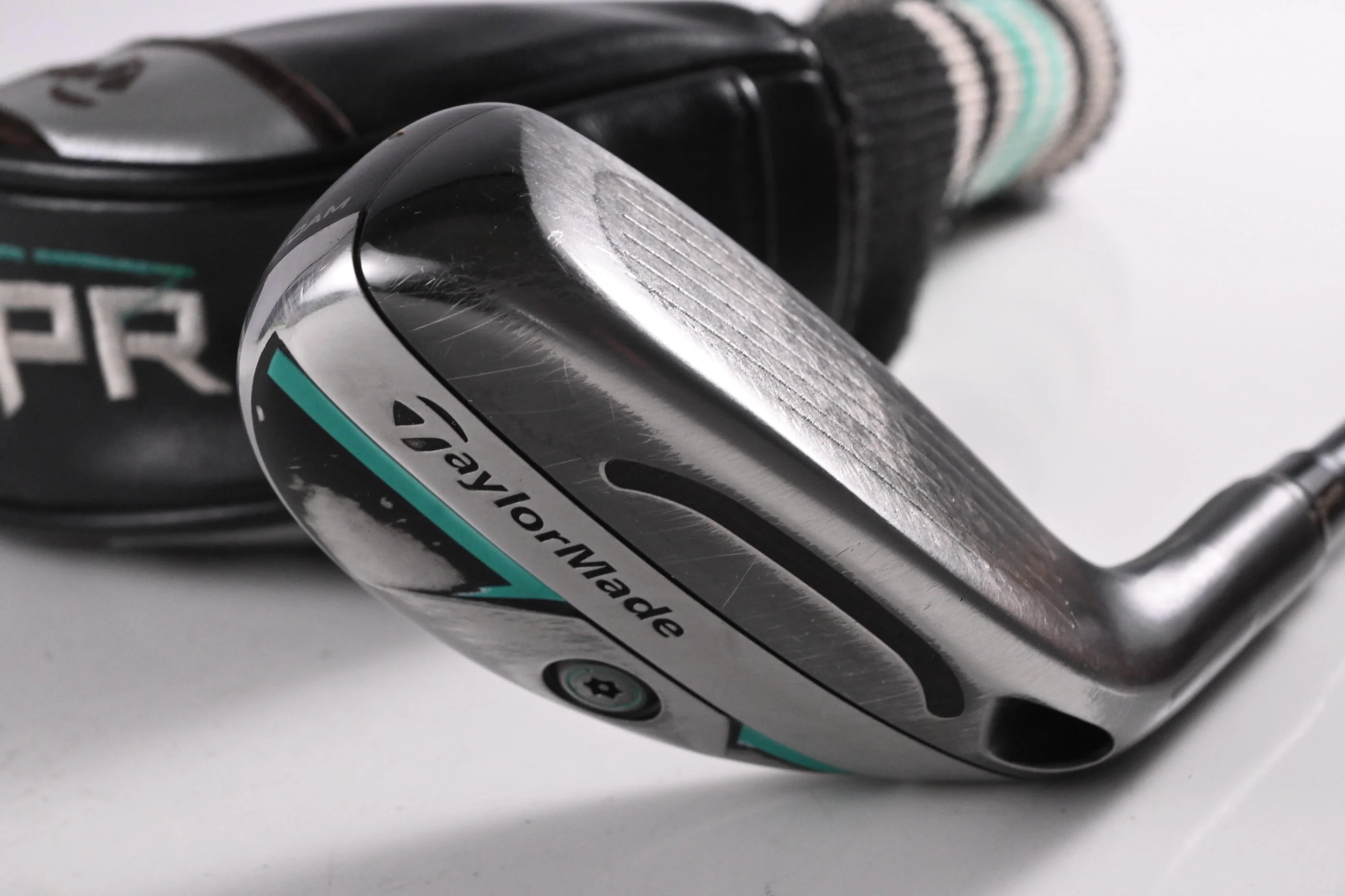 Taylormade GAPR Hi #4 Hybrid / 22 Degree / Regular Flex KBS Hybrid 70 Shaft