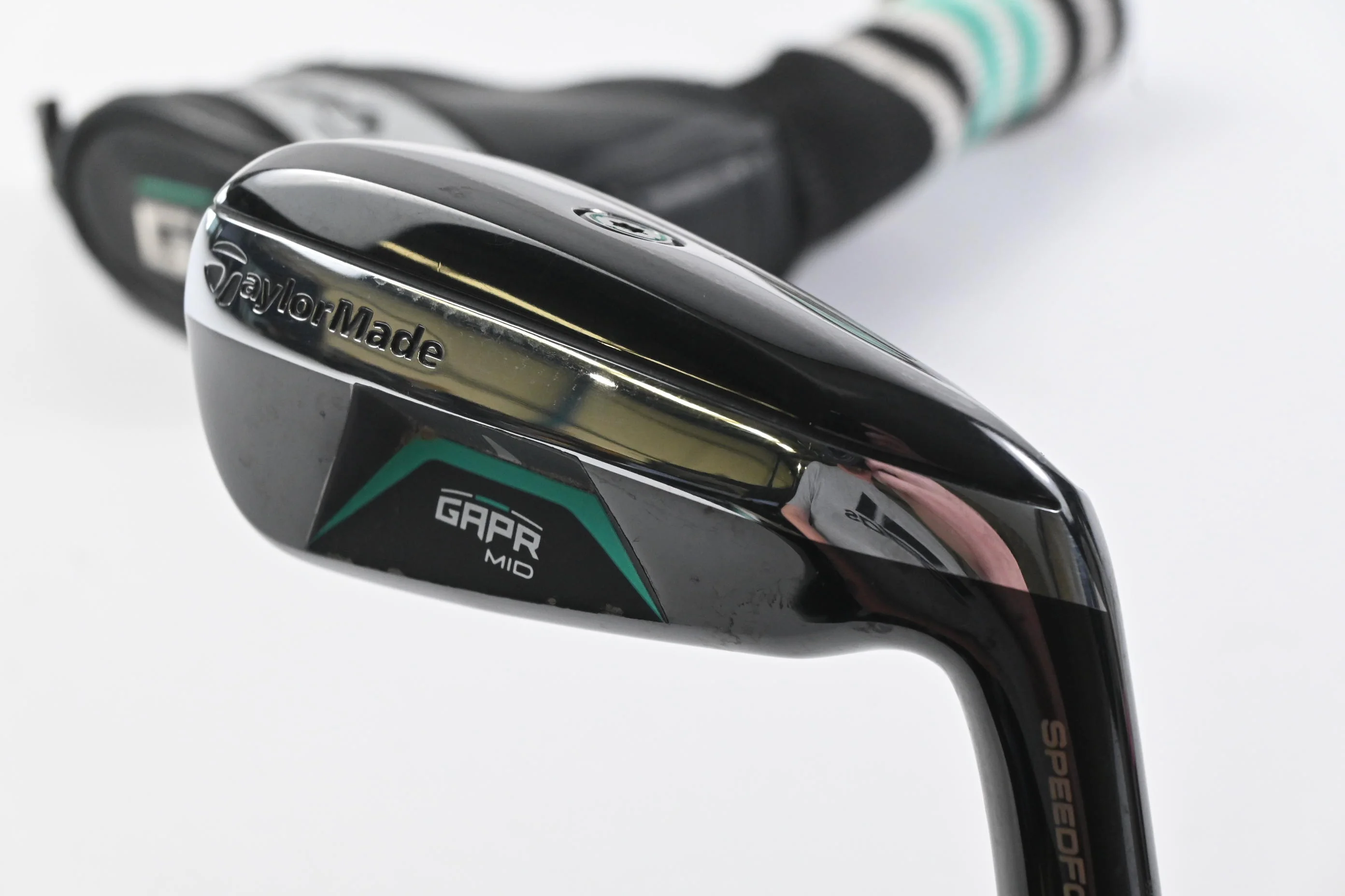 Taylormade GAPR Mid #3 Hybrid / 18 Degree / Stiff Flex KBS Hybrid 80 Shaft