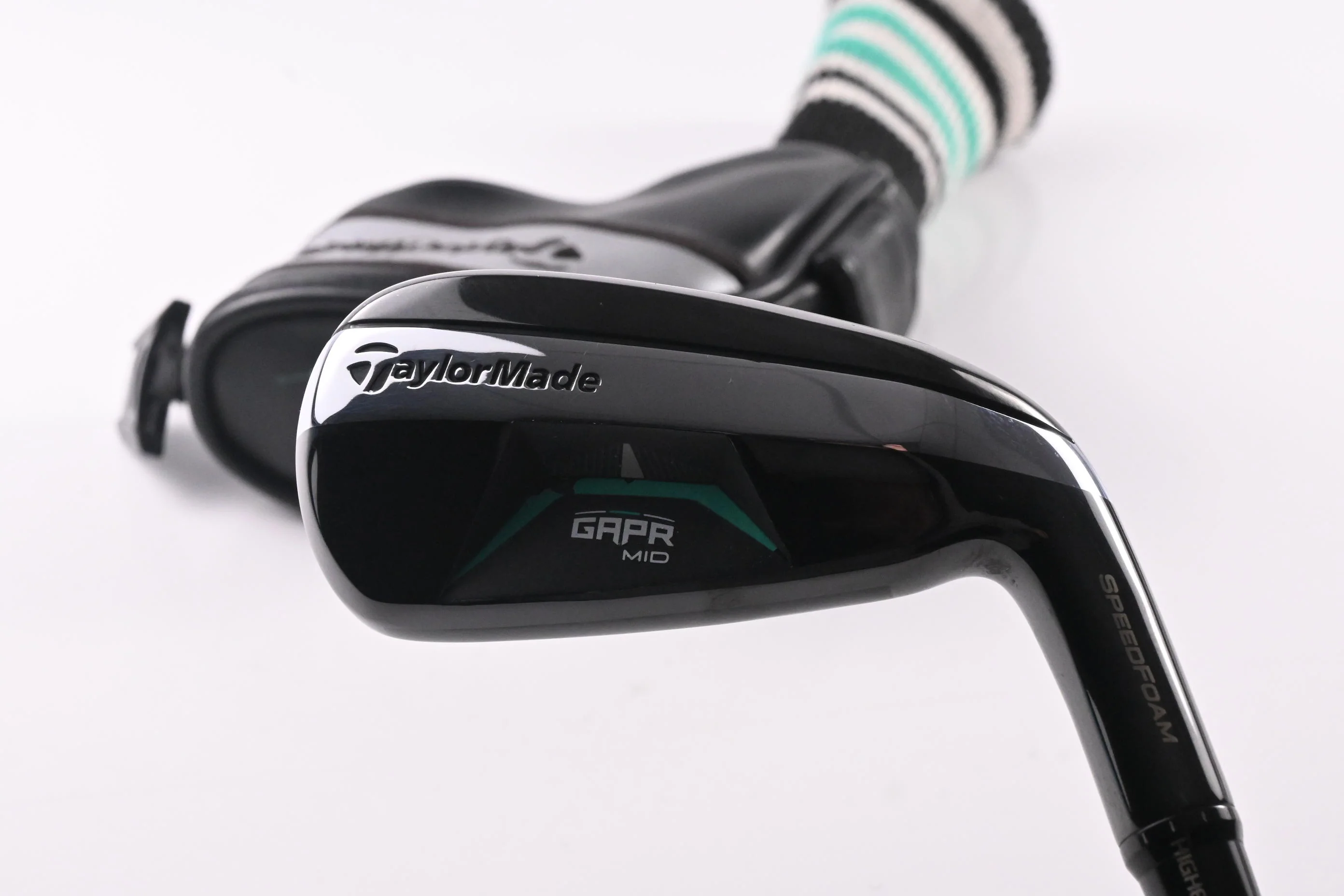 Taylormade GAPR Mid #3 Hybrid / 18 Degree / Stiff Flex KBS Hybrid 80 Shaft