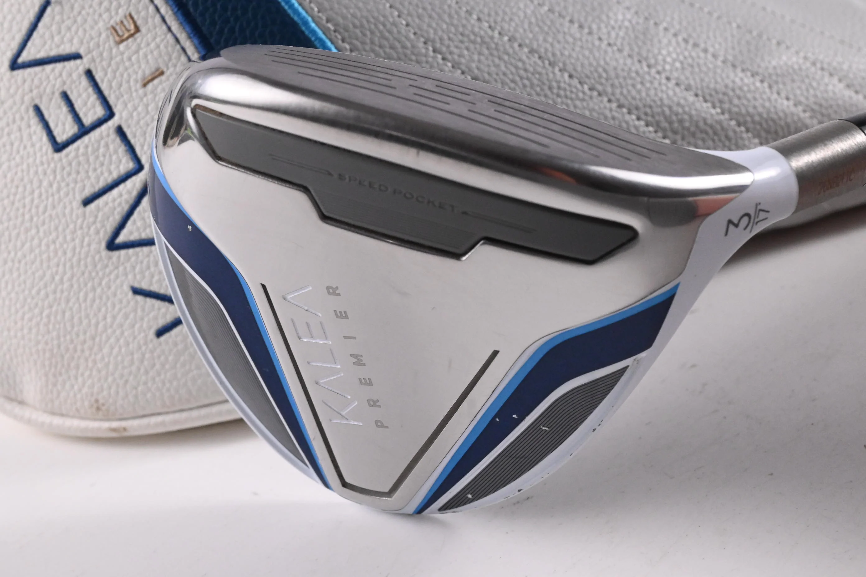 Ladies Taylormade Kalea Premier #3 Wood / 17 Degree / Ladies Flex Kalea 40 Shaft - Image 2