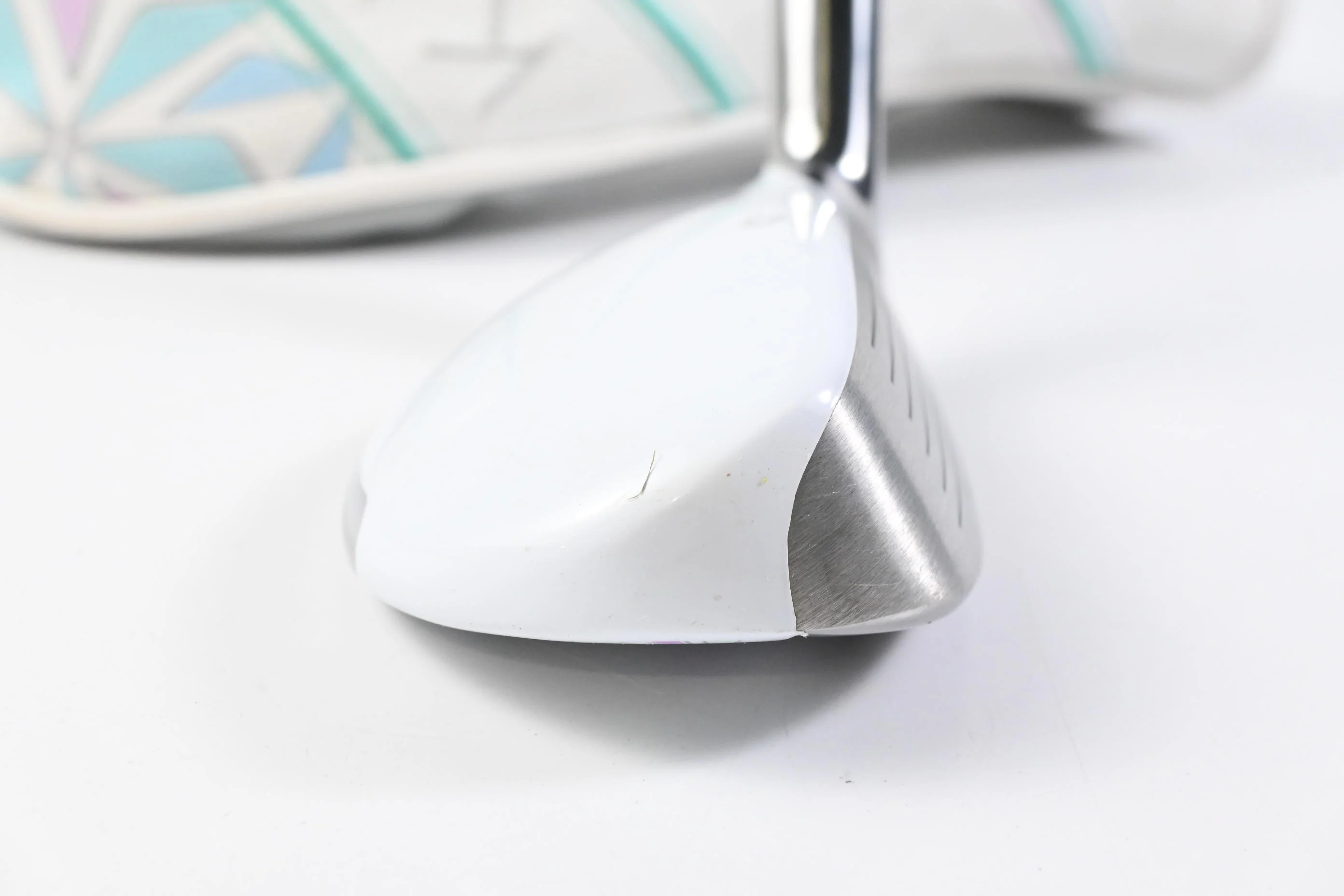 Ladies Taylormade Kalea 3 #5 Hybrid / 26 Degree / Ladies Flex Kalea 45 Shaft - Image 3