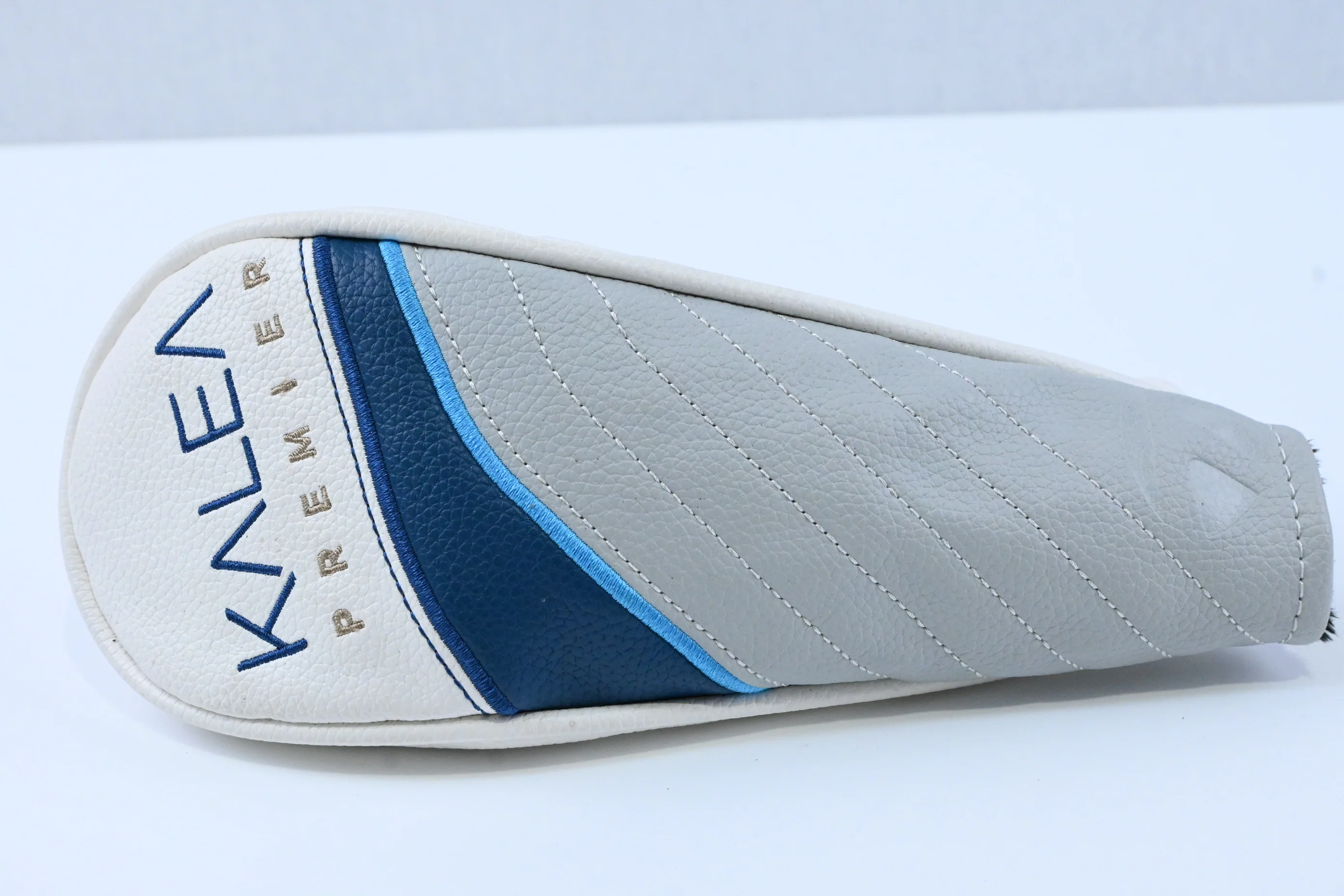 Ladies Taylormade Kalea Gold #6 Hybrid / 31 Degree / Ladies Flex Kalea Gold 40 - Image 9