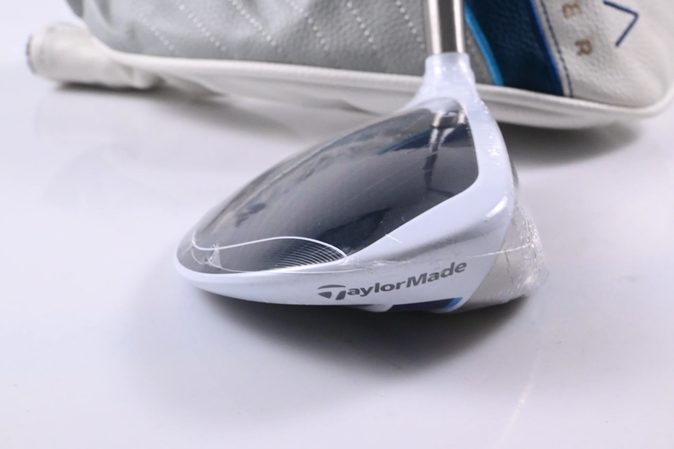 Ladies Taylormade Kalea Premier #3 Wood / 17 Degree / Ladies Flex Taylormade 40 - Image 3