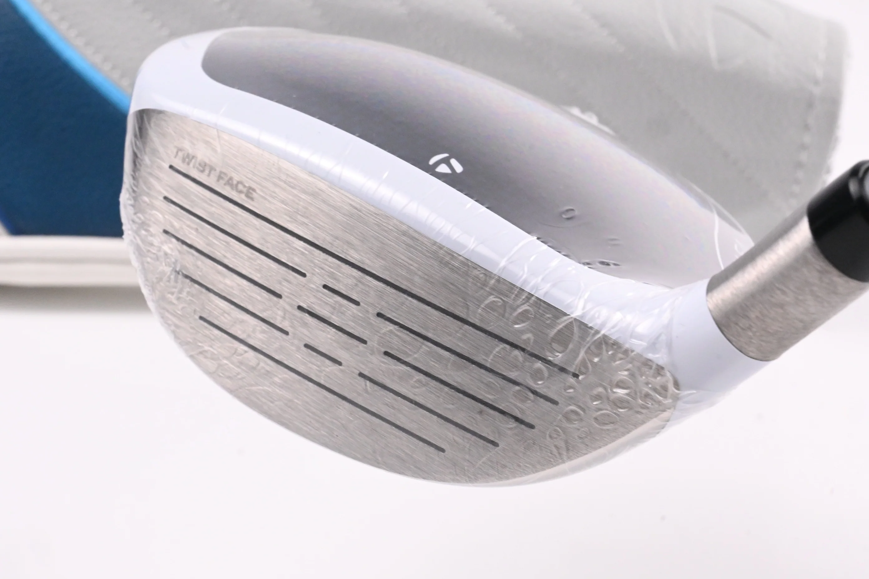 Ladies Taylormade Kalea Premier #3 Wood / 17 Degree / Ladies Flex Taylormade 40 - Image 4