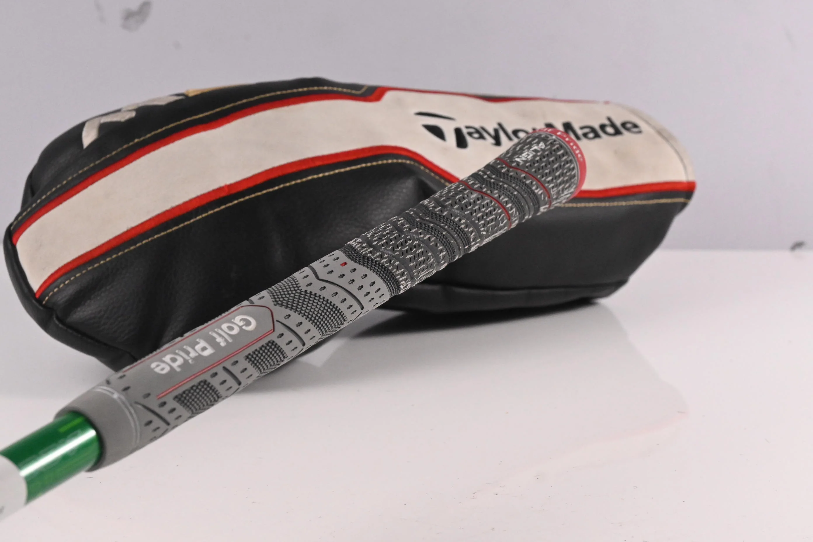 Taylormade M2 2016 Driver / 10.5 Degree / Regular Flex ACCRA GX Green 250 Shaft - Image 8