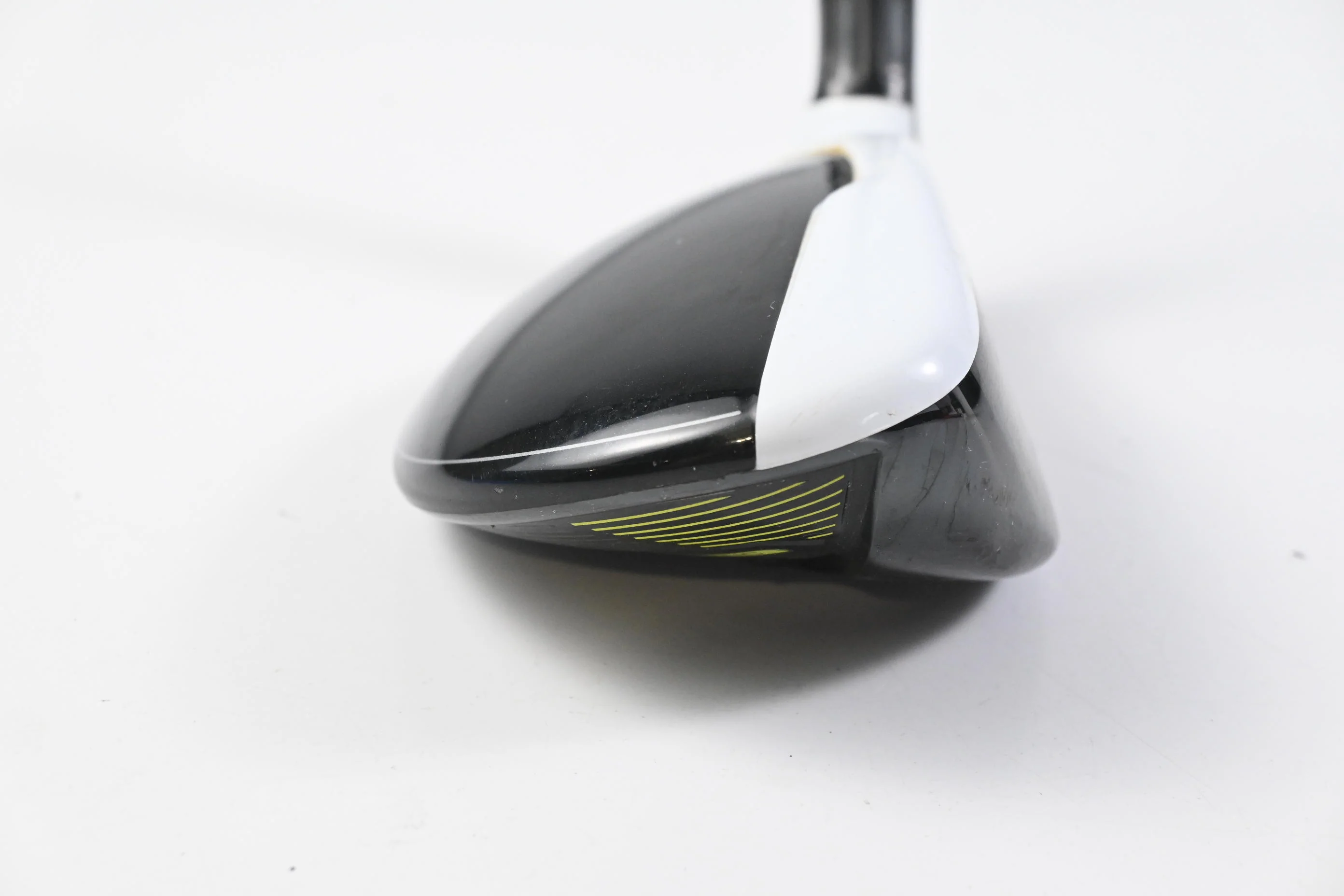 Taylormade M2 2017 #4 Hybrid / 22 Degree / Senior Flex REAX 55 Shaft - Image 3