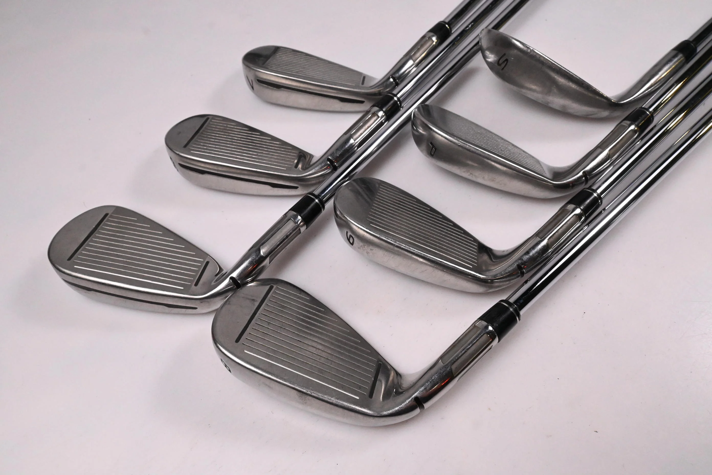 Taylormade M2 2017 Irons / 5-PW+SW / Regular Flex Reax 88 Shafts - Image 4