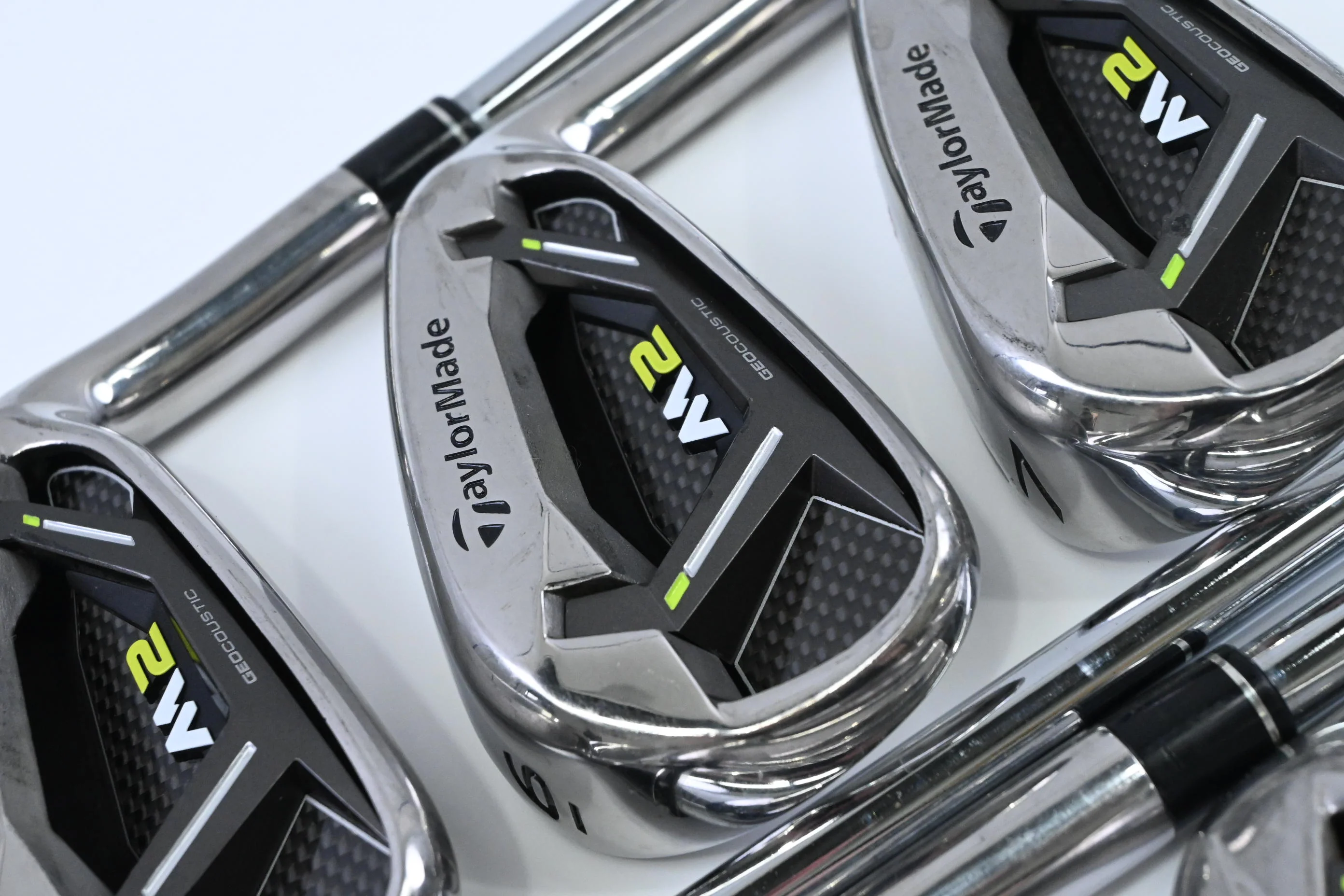 Taylormade M2 2017 Irons / 5-PW+SW / Regular Flex Taylormade Reax 88 Shafts