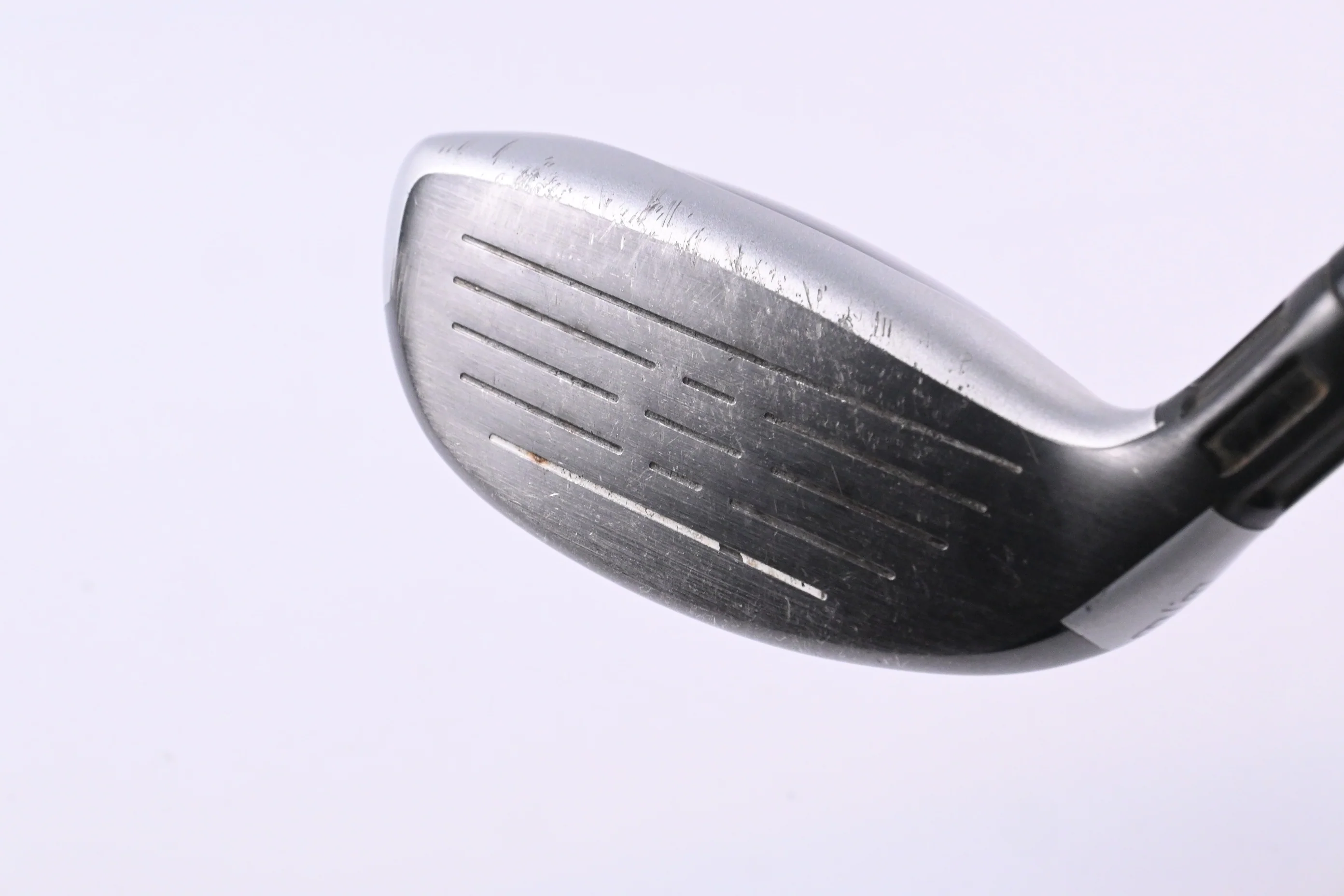 Taylormade M4 #3 Hybrid / 19 Degree / Regular Flex Fujikura Atmos Red 6 Shaft - Image 4