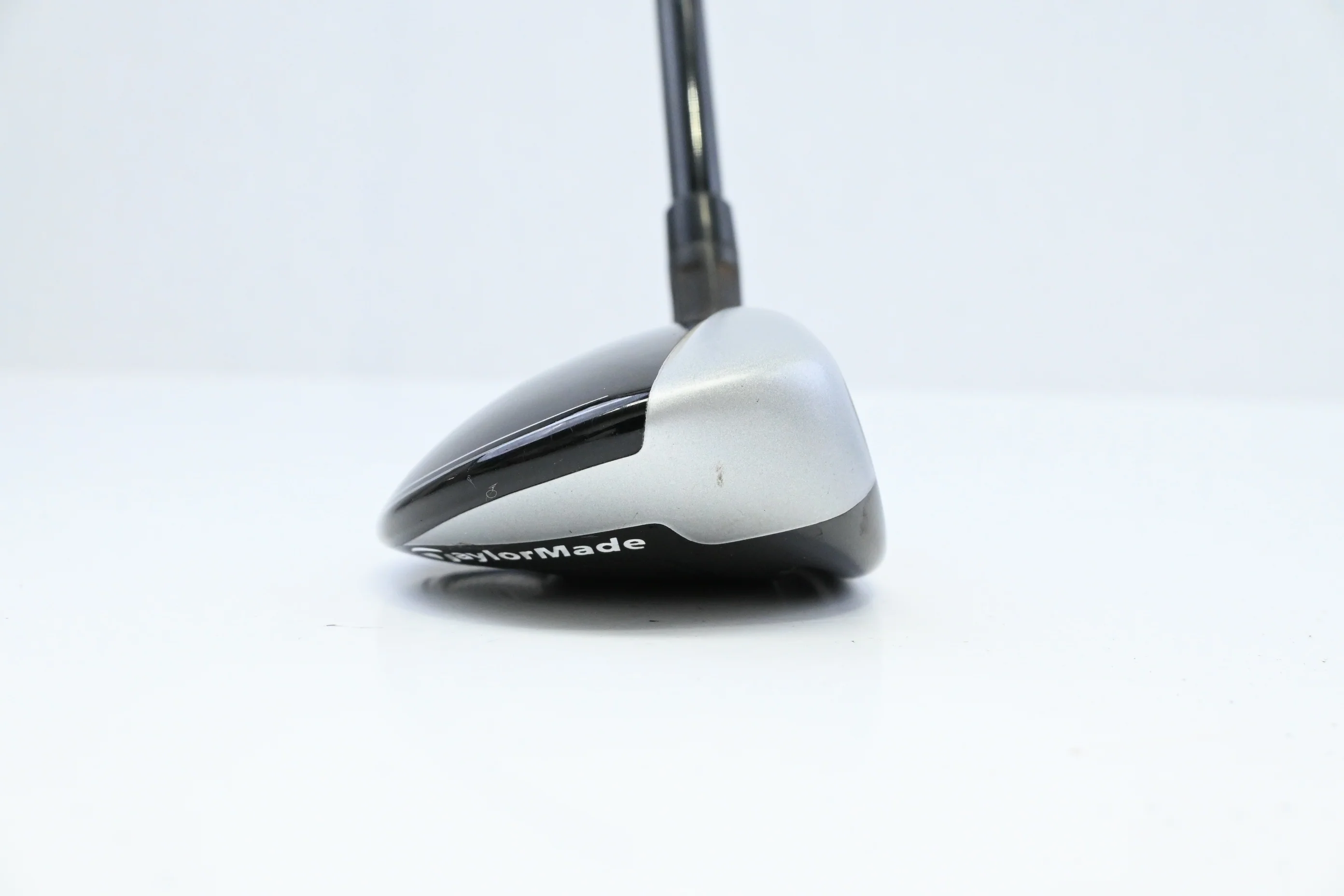 Taylormade M4 #3 Hybrid / 19 Degree / Senior Flex Fujikura Atmos Red 5 Shaft - Image 3
