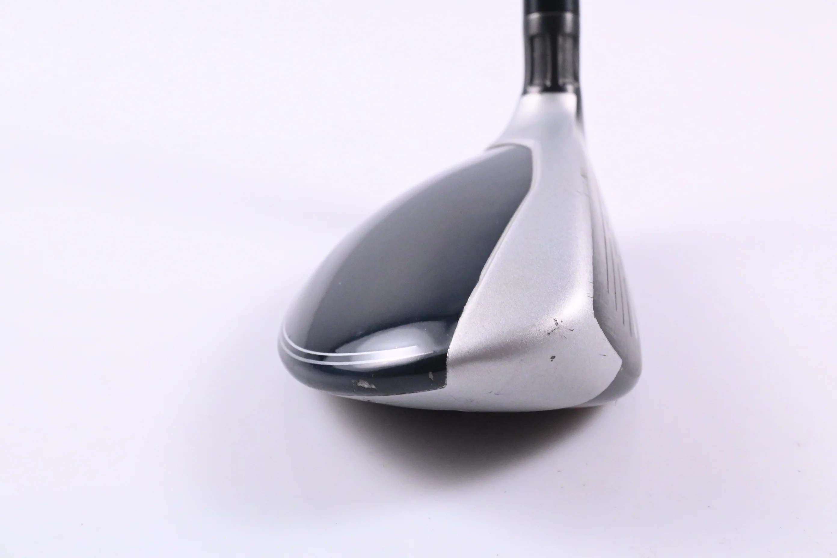 Taylormade M4 #3 Hybrid / 19 Degree / Regular Flex Fujikura Atmos Red 6 Shaft - Image 3