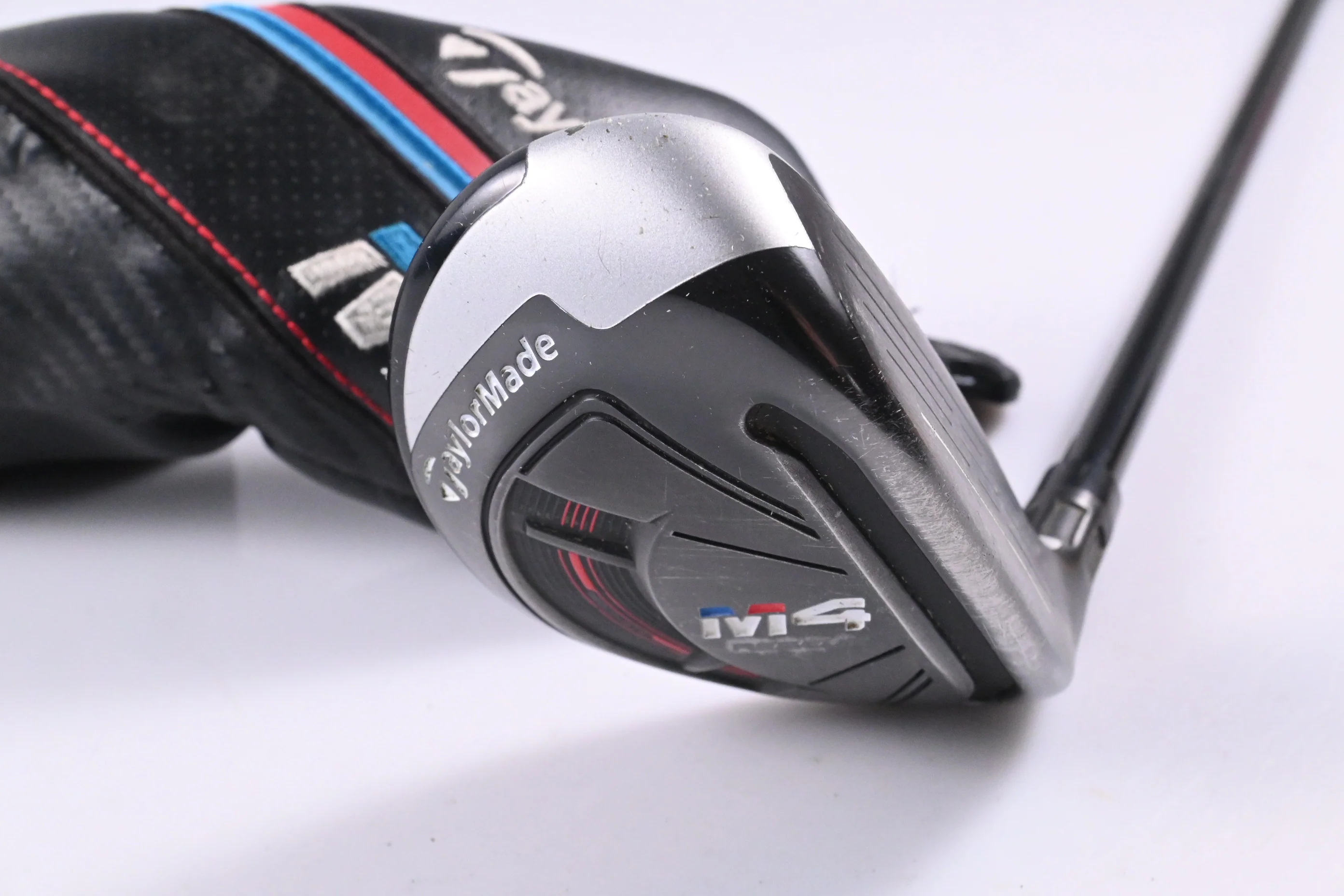 Taylormade M4 #4 Hybrid / 22 Degree / Fujikura Atmos Red 6 Shaft