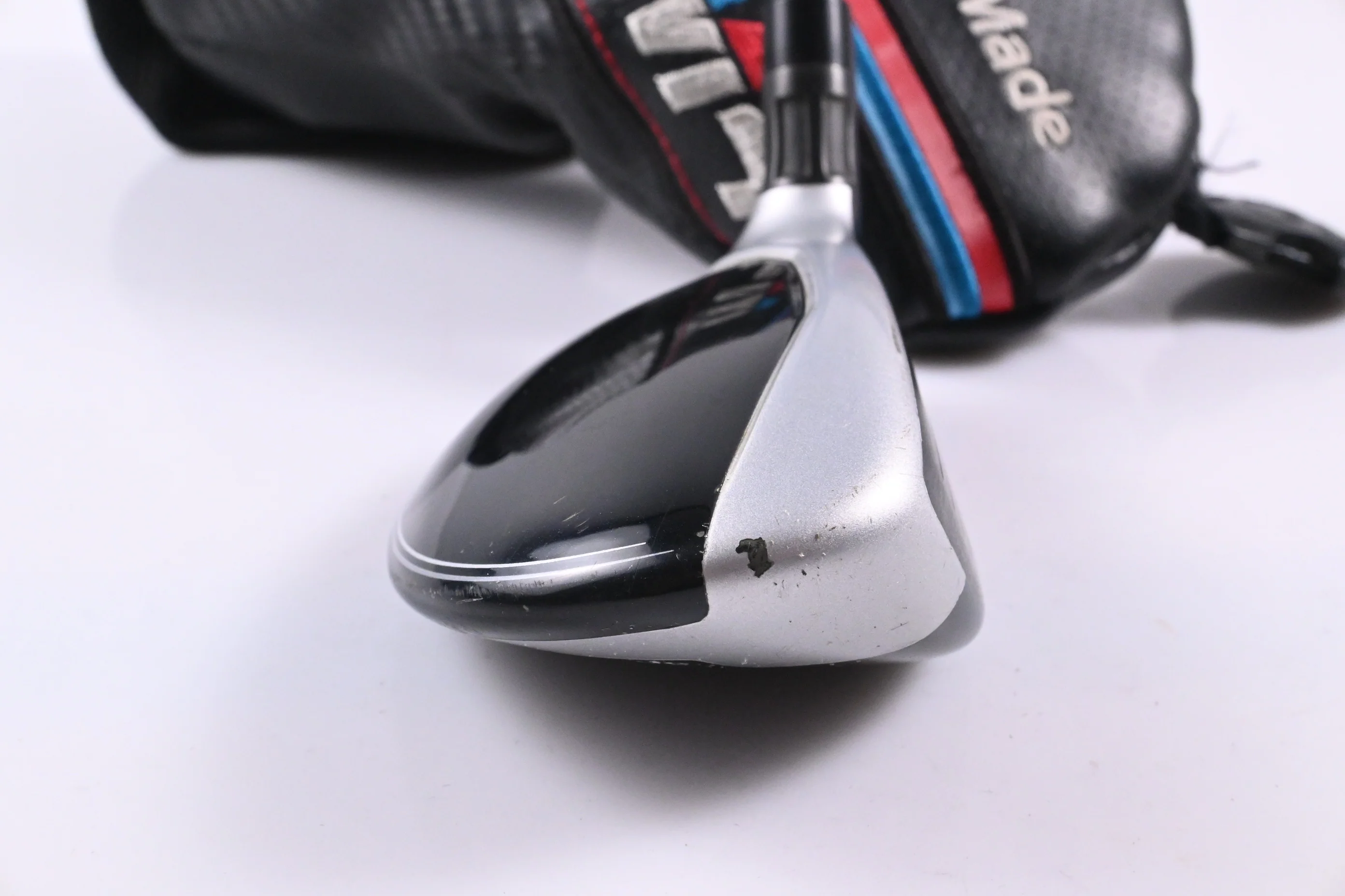 Taylormade M4 #4 Hybrid / 22 Degree / Fujikura Atmos Red 6 Shaft - Image 3