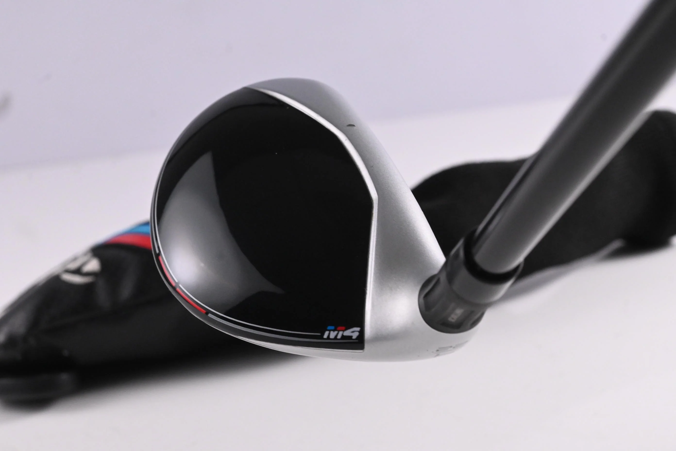 Left Hand Taylormade M4 #4 Hybrid / 22 Degree / Regular Flex Atmos Red 6 Shaft - Image 5