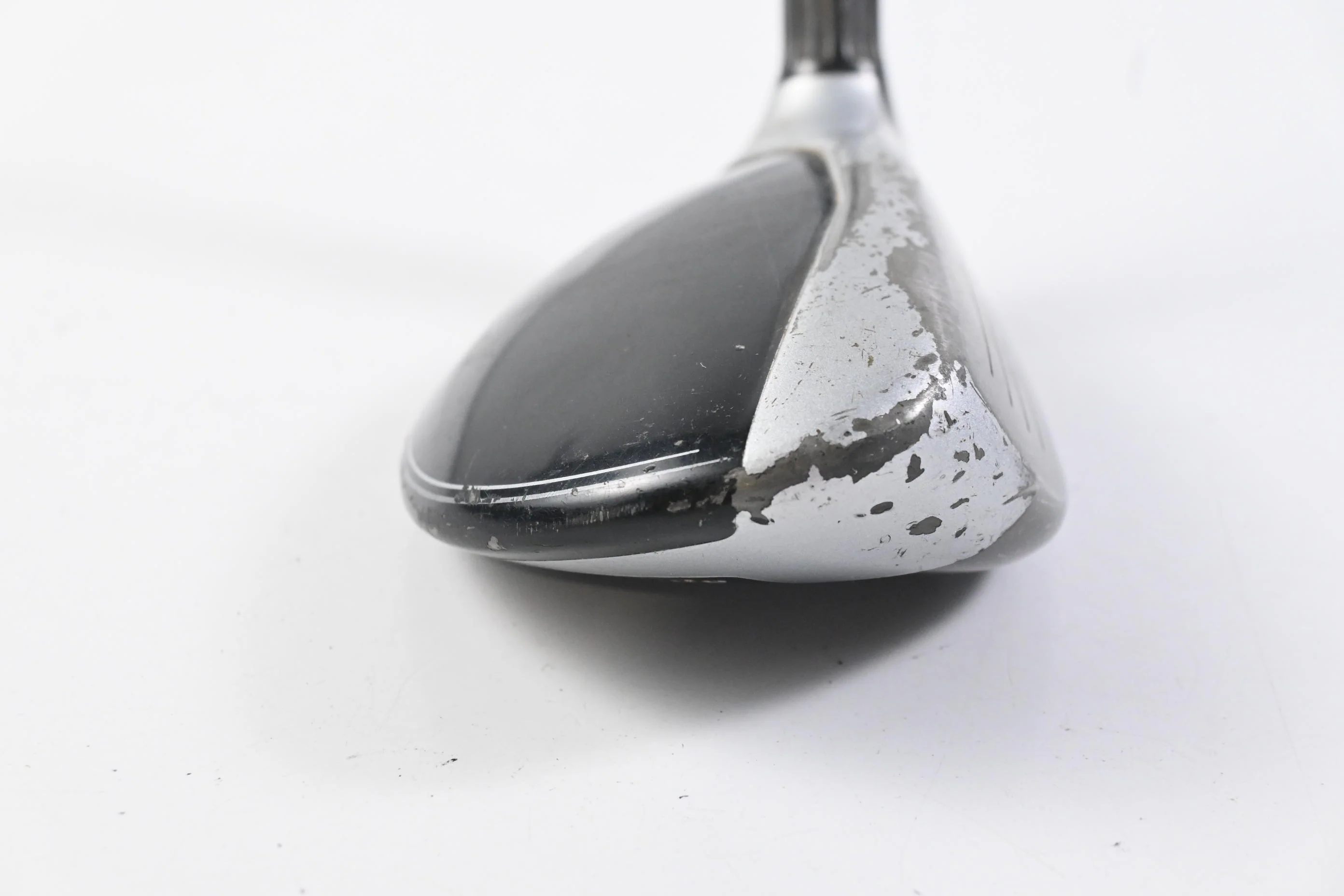 Taylormade M4 #6 Hybrid / 26 Degree / Regular Flex Fujikura Atmos Red 6 Shaft - Image 3