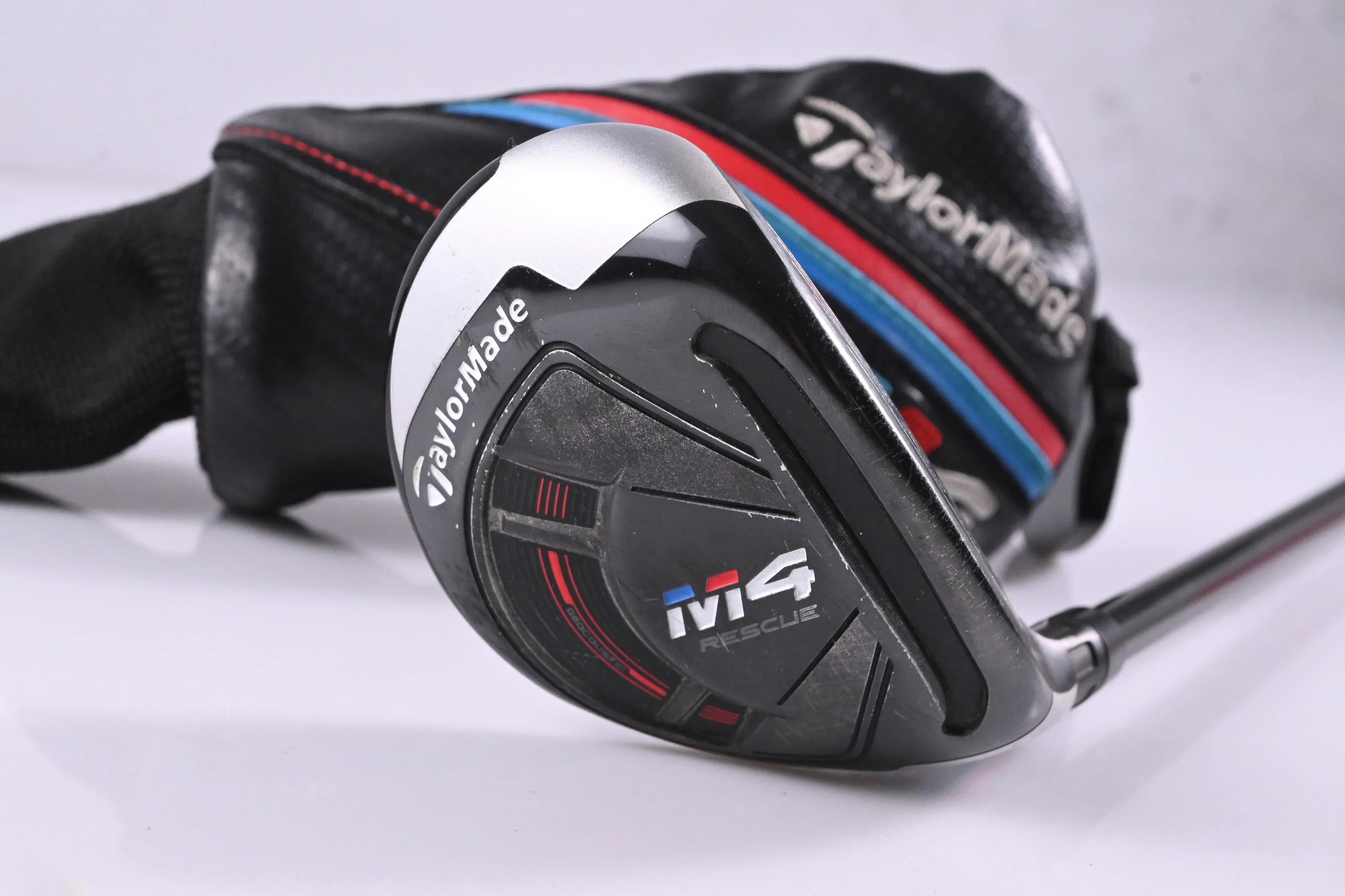 Taylormade M4 #4 Hybrid / 22 Degree / Stiff Flex Fujikura Atmos Red 7 Shaft
