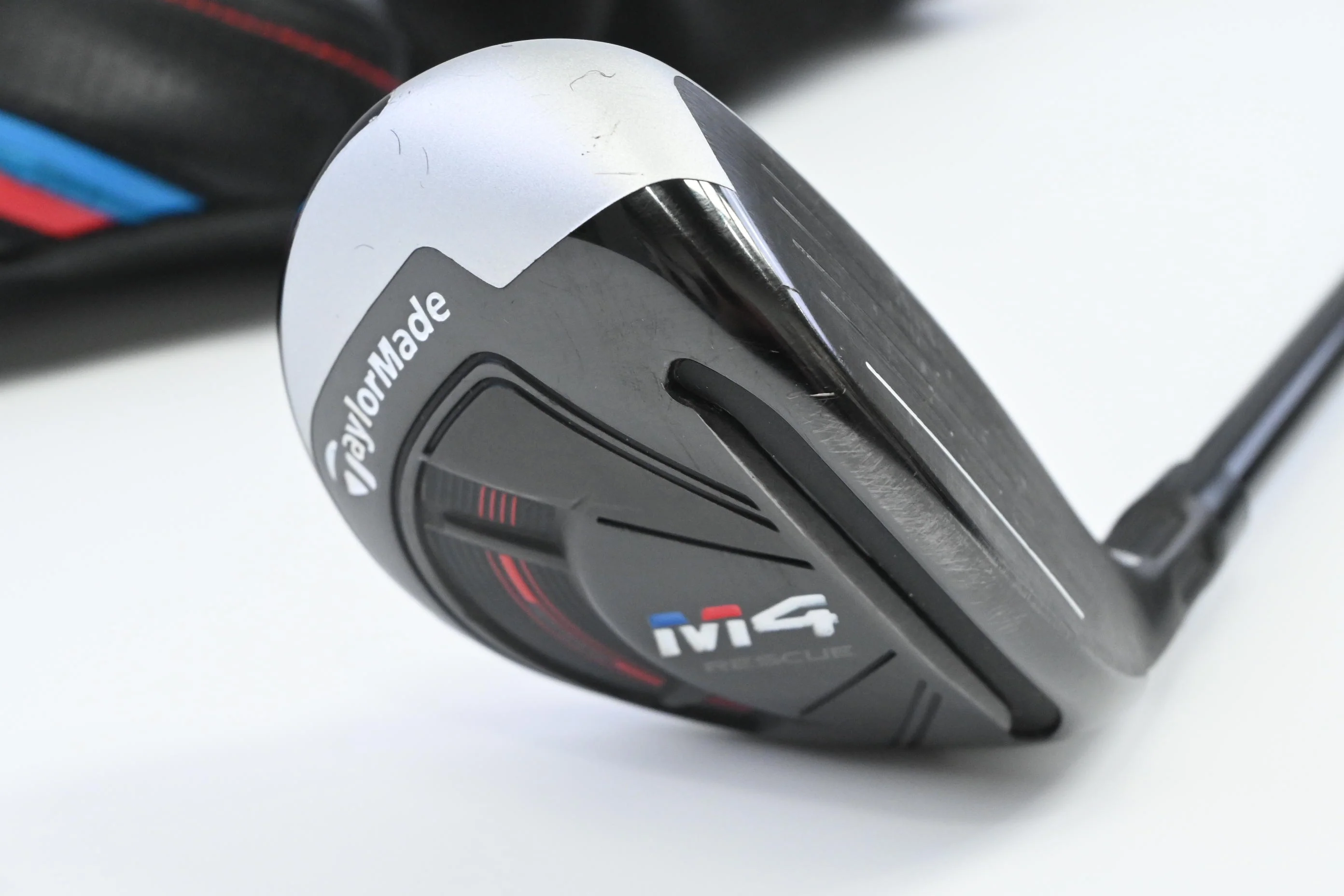 Taylormade M4 #4 Hybrid / 22 Degree / Stiff Flex Fujikura Atmos Red 7 Shaft