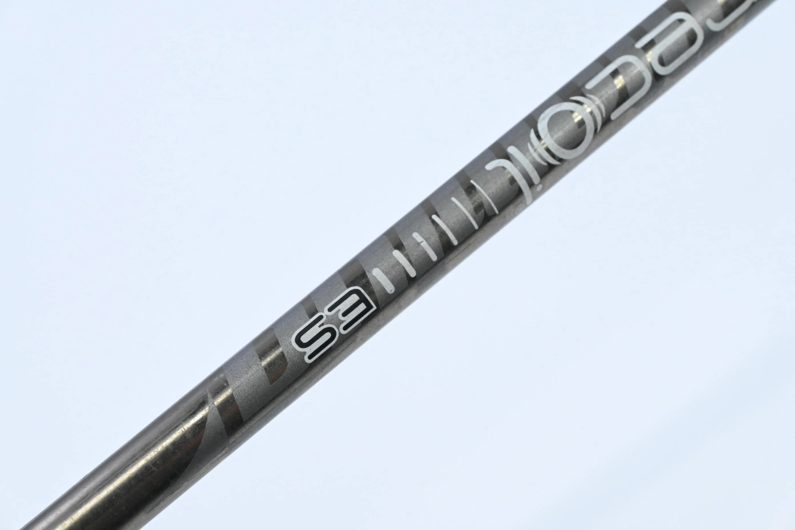 Taylormade M4 #6 Iron / 25 Degree / Regular Flex UST Recoil ES Shaft - Image 3