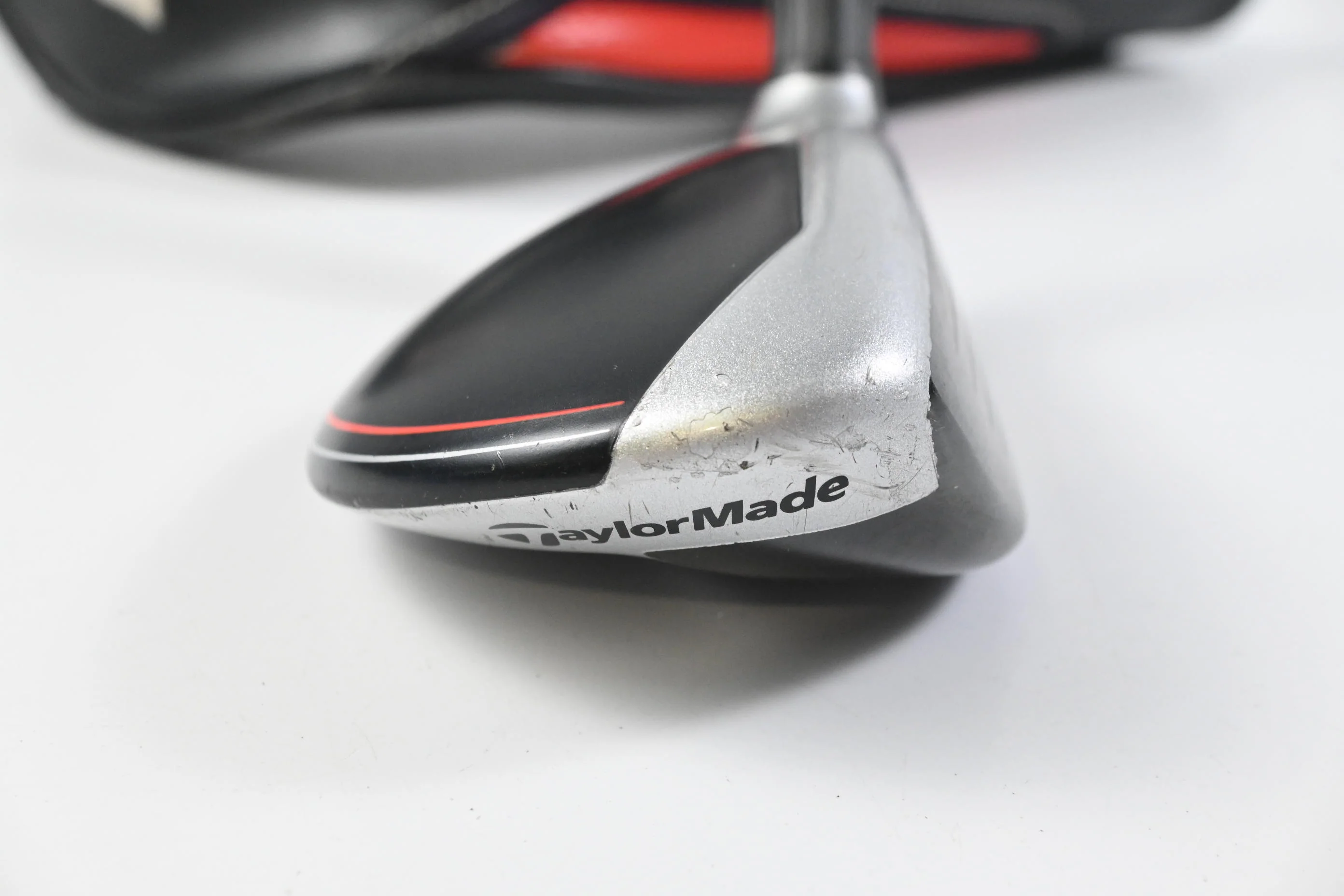Taylormade M6 #4 Hybrid / 22 Degree / Regular Flex Fujikura Atmos Orange 6 - Image 3