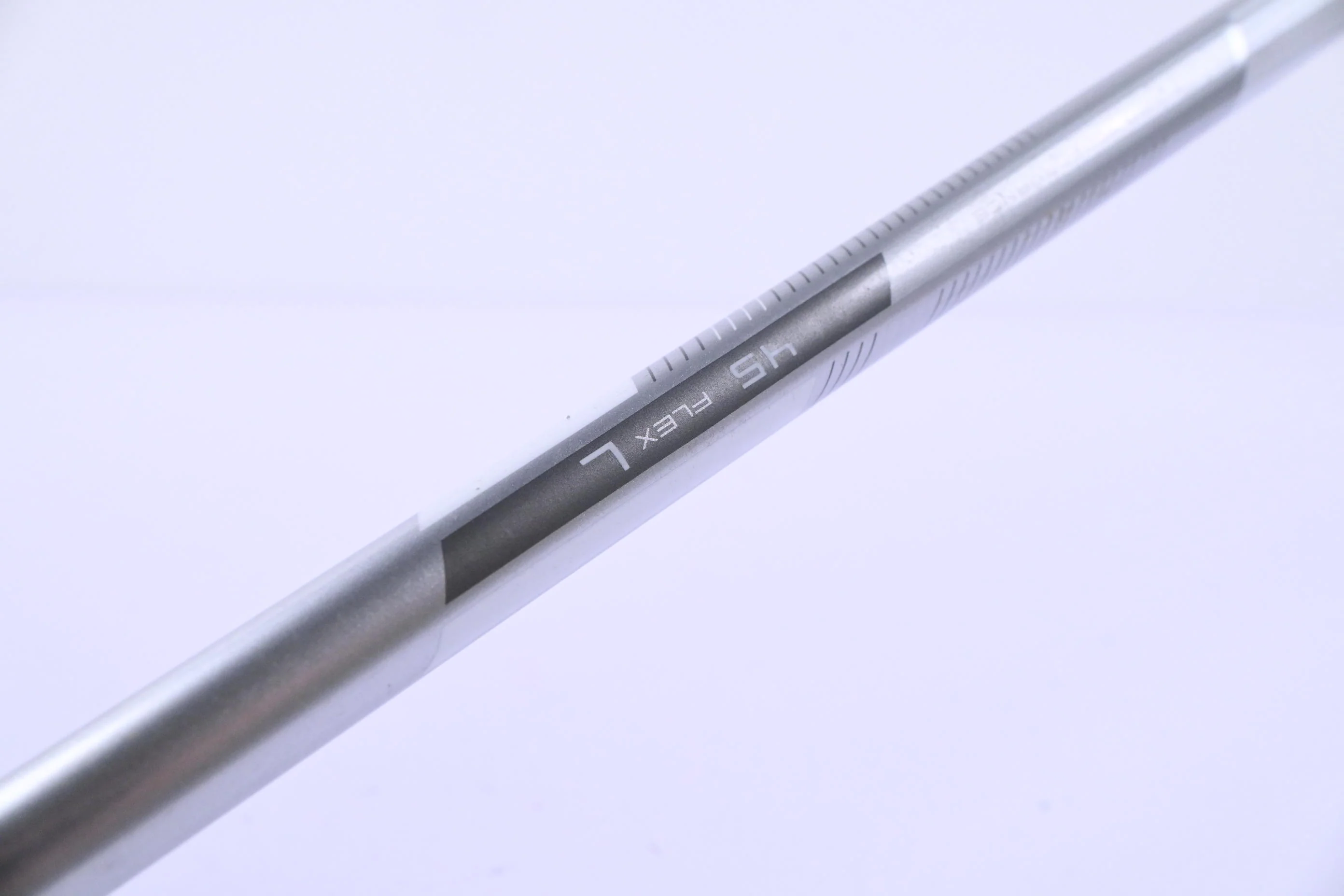 Ladies Taylormade M6 #6 Hybrid / 28 Degree / Ladies Flex Taylormade 45 Shaft - Image 6