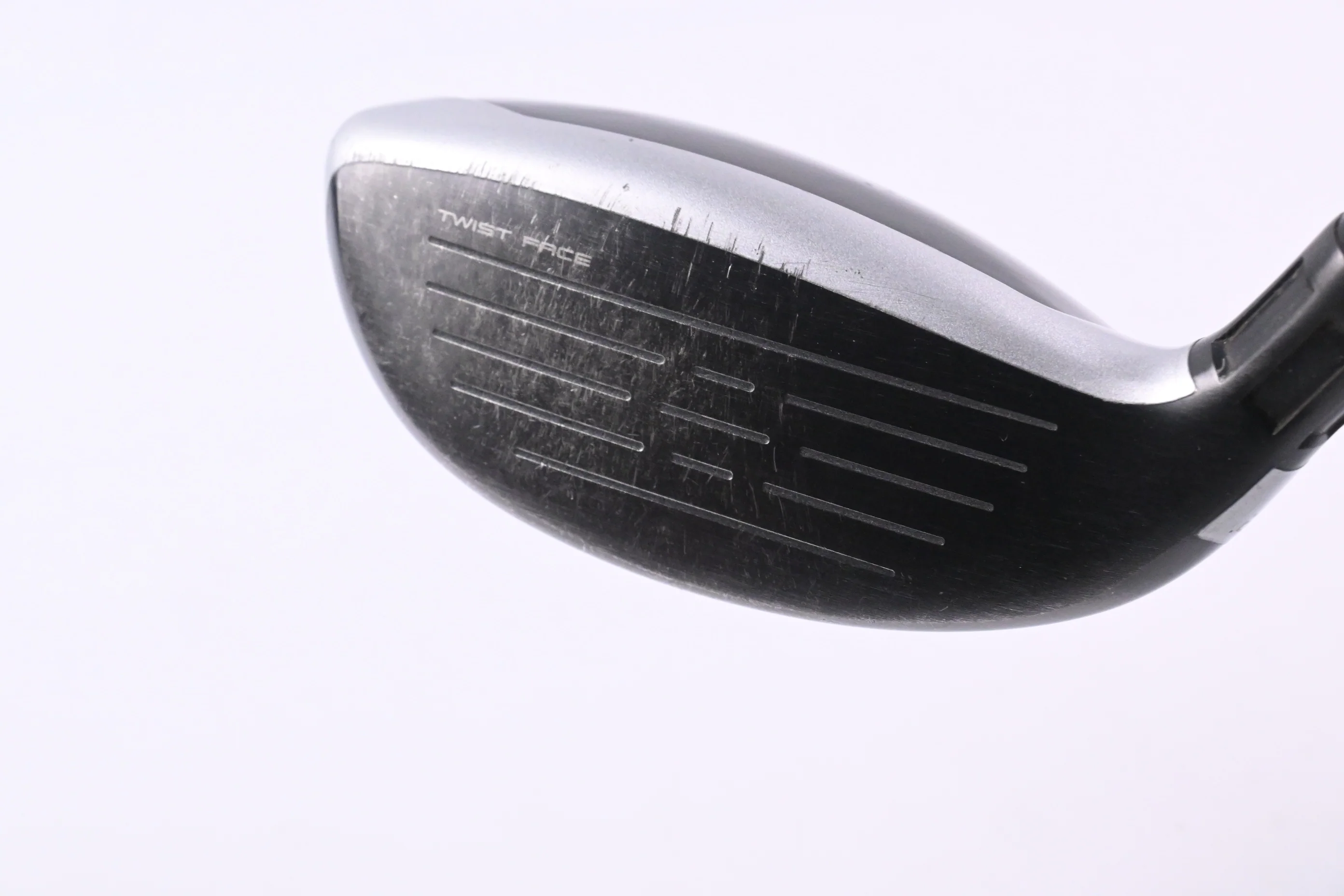 Taylormade M6 #4 Hybrid / 22 Degree / Stiff Flex Fujikura Atmos Orange 7 Shaft - Image 4